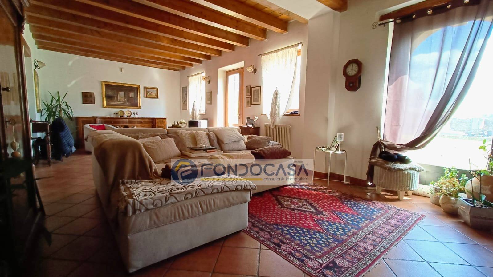 Rustico in vendita a Bussolengo, San Vito al Mantico