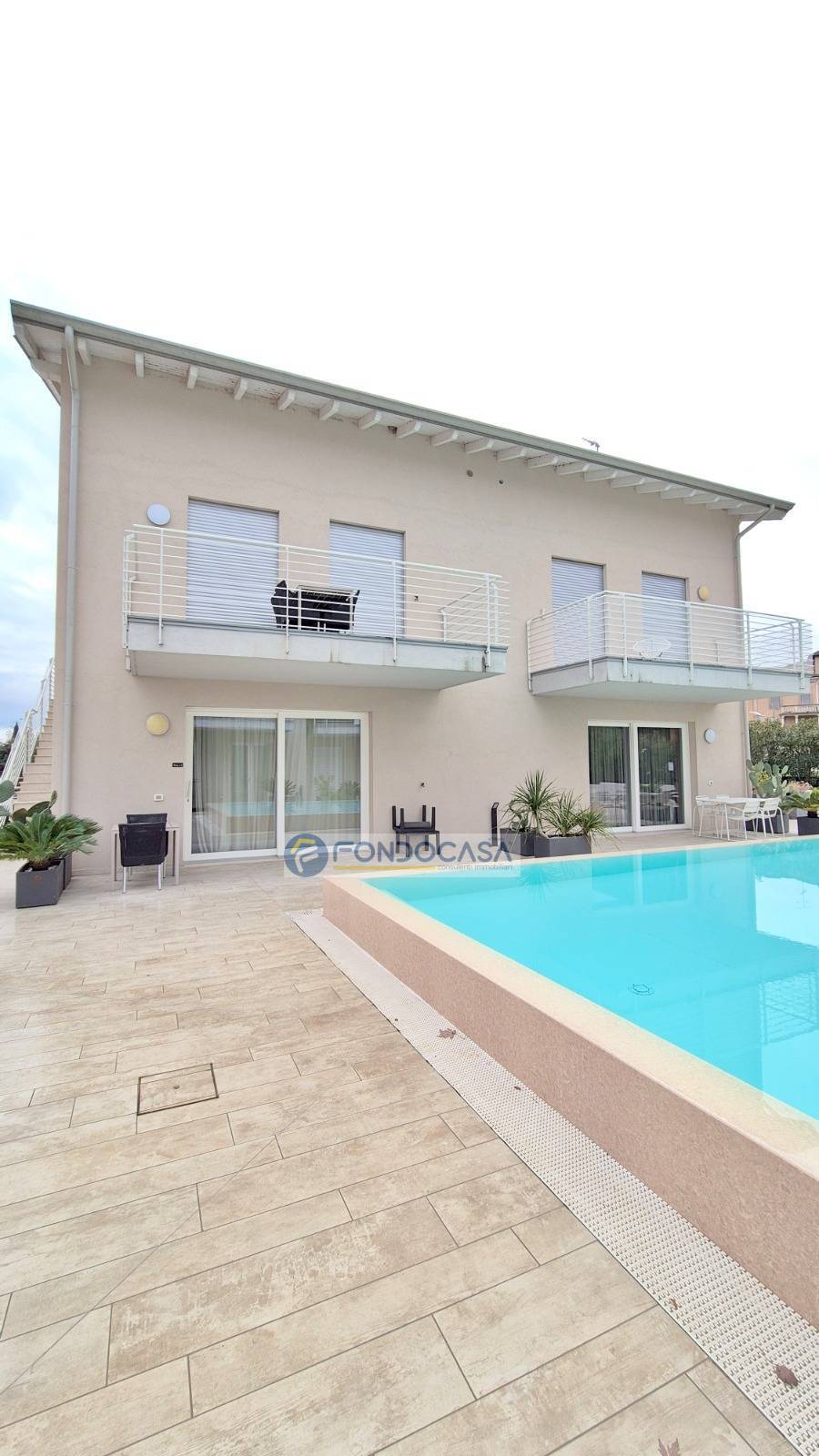 Attico in vendita a Peschiera del Garda, Peschiera