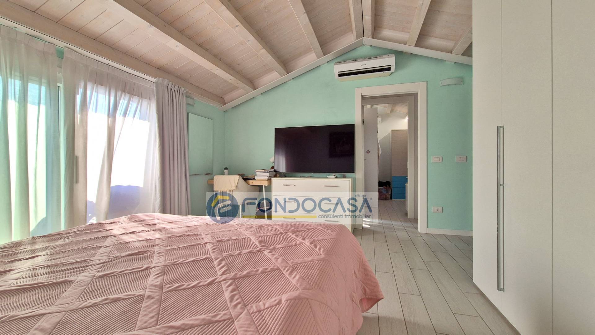 Appartamento in vendita a Peschiera del Garda, Peschiera