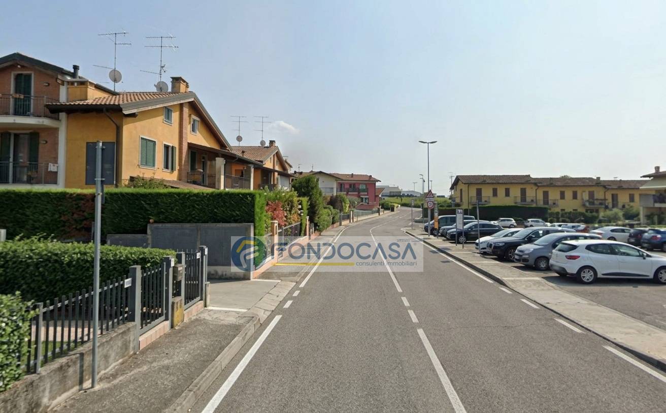 Appartamento in vendita a Valeggio sul Mincio, Salionze
