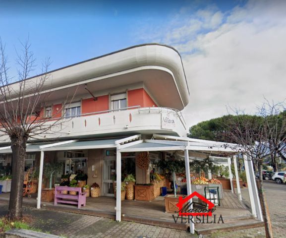 Trilocale in affitto, Massa marina di