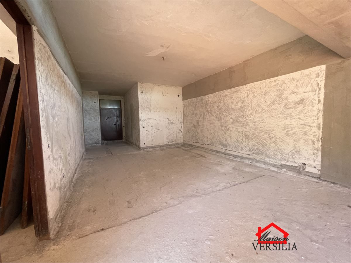 Quadrilocale in vendita a Carrara