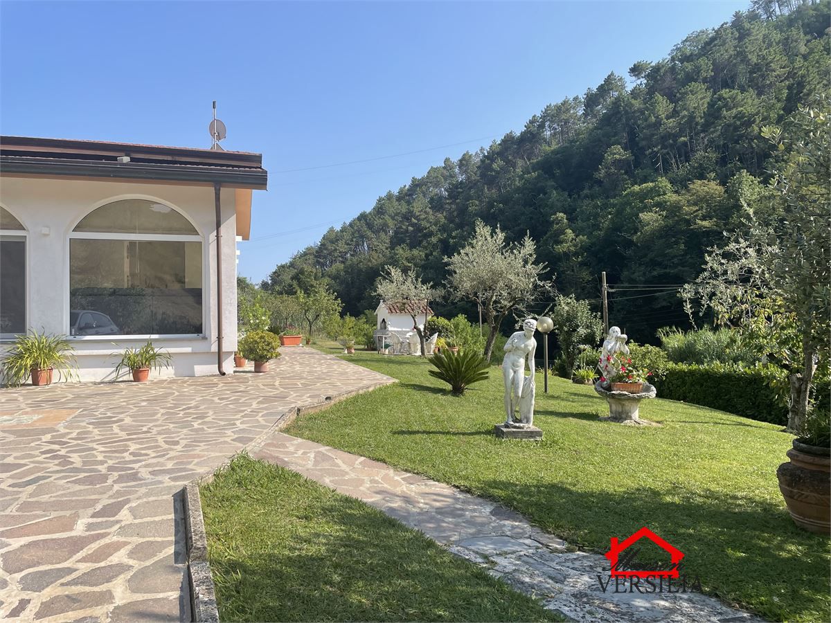 Villa in vendita, Massa mirteto