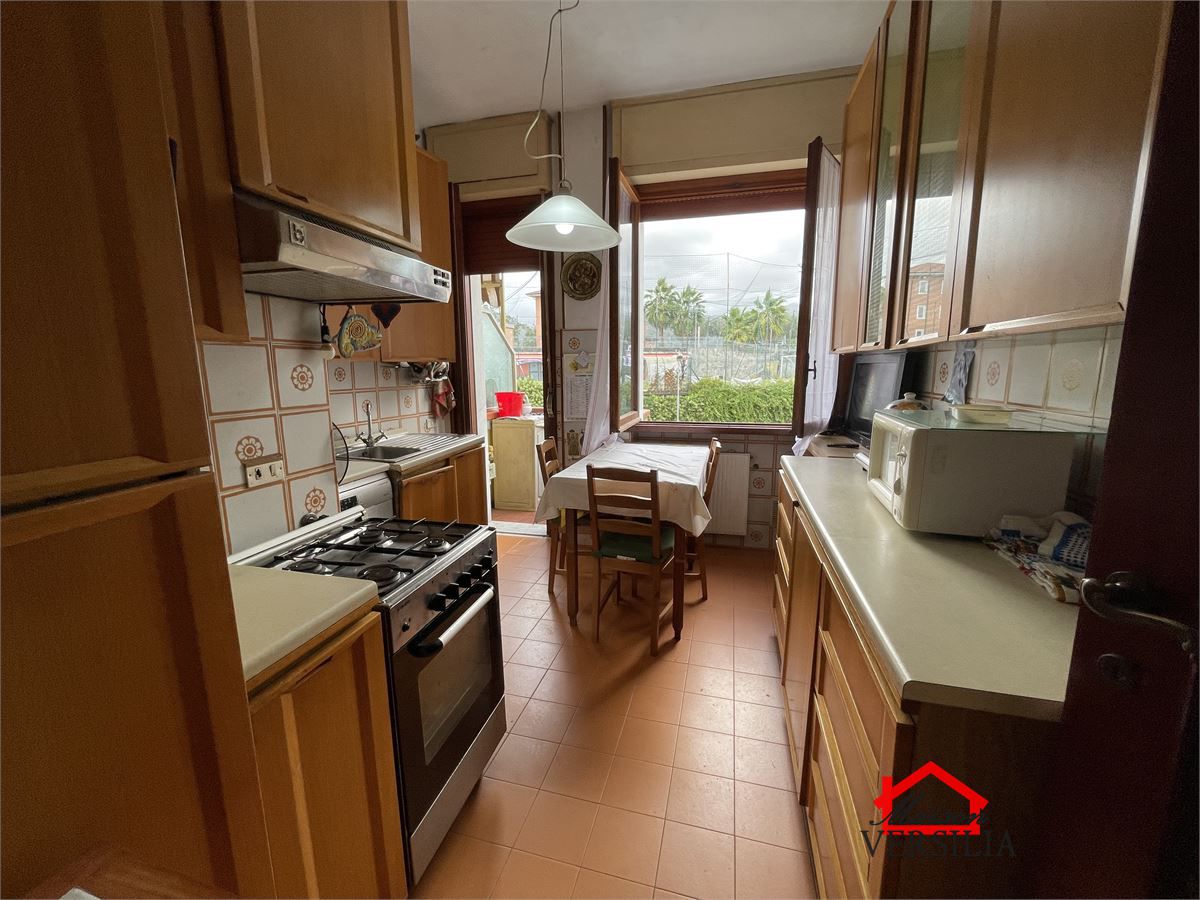 Appartamento in vendita a Carrara