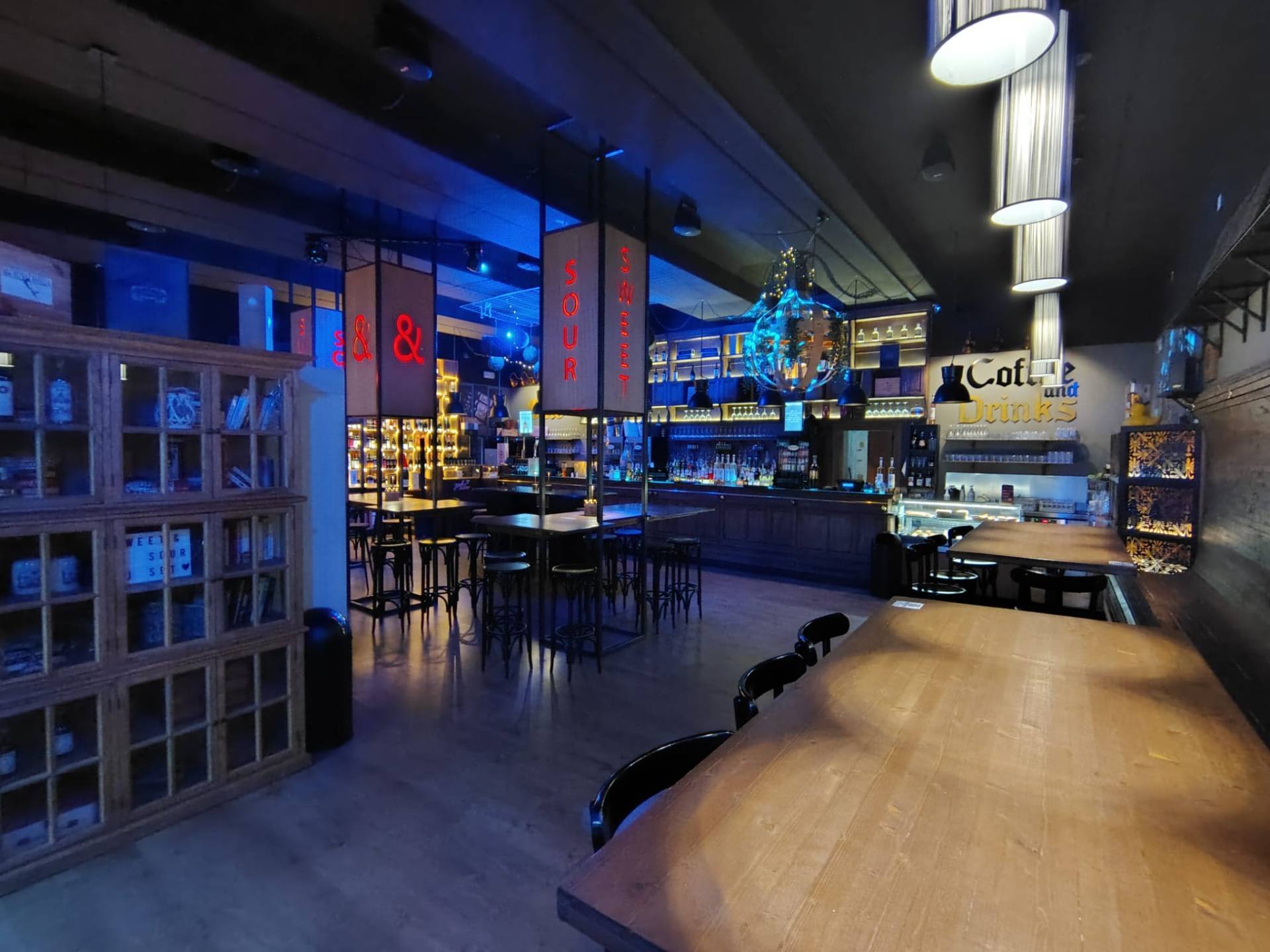 Bar/Pub con cucina in vendita a Guastalla