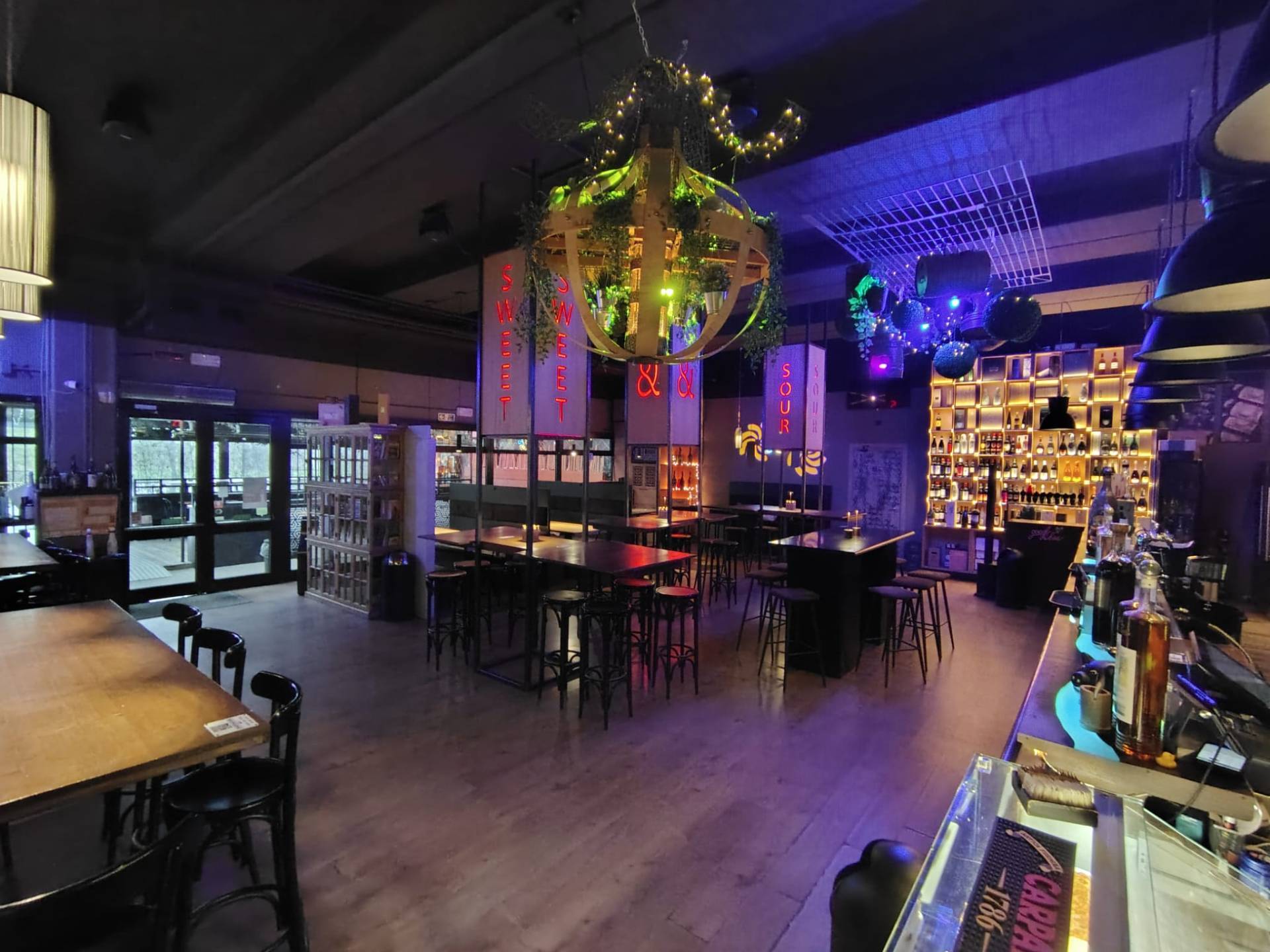 Bar/Pub con cucina in vendita a Guastalla