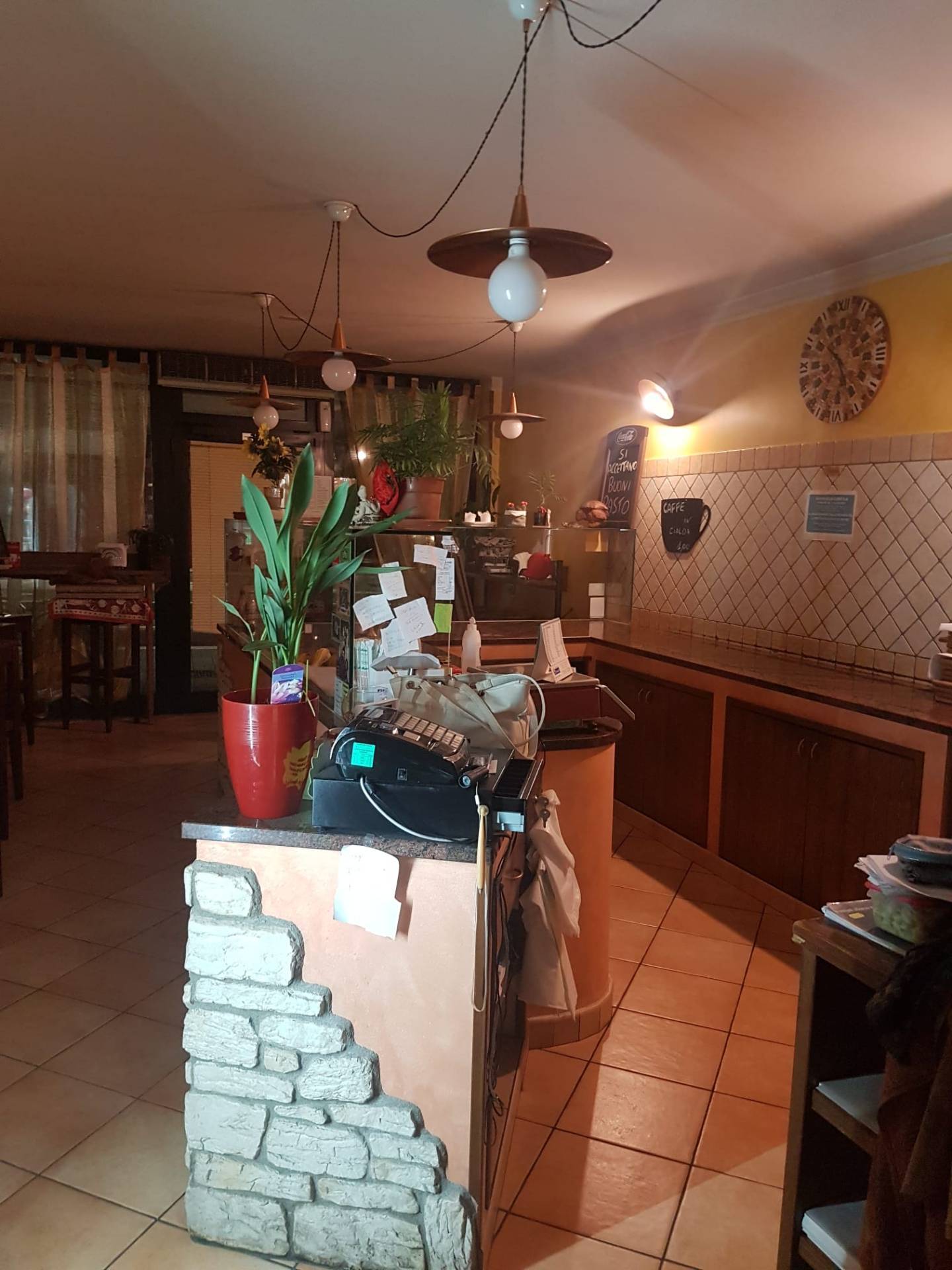 Pizzeria taglio in vendita a Sommacampagna, Caselle