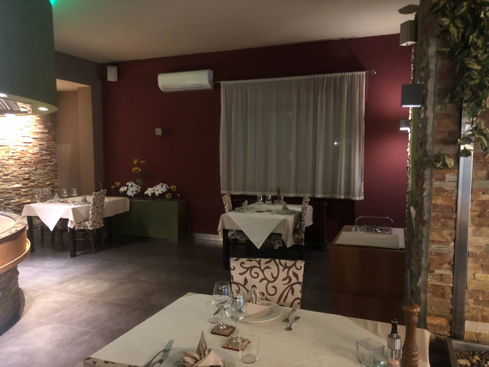 Ristorante in vendita a Pescantina