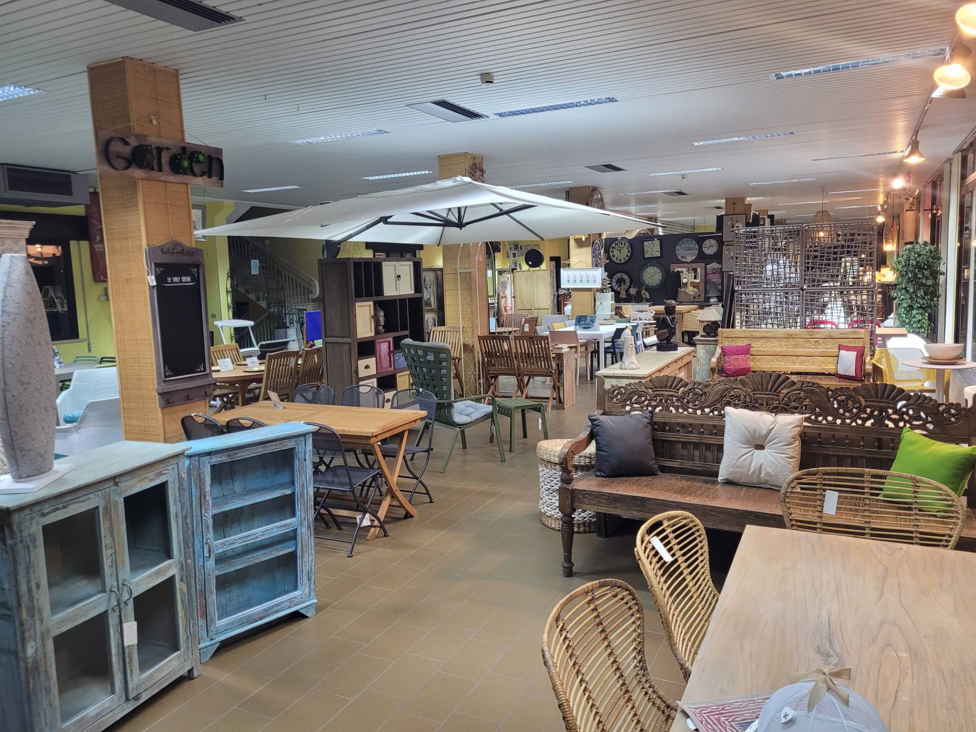 Negozio usato/Vintage in vendita a Legnago