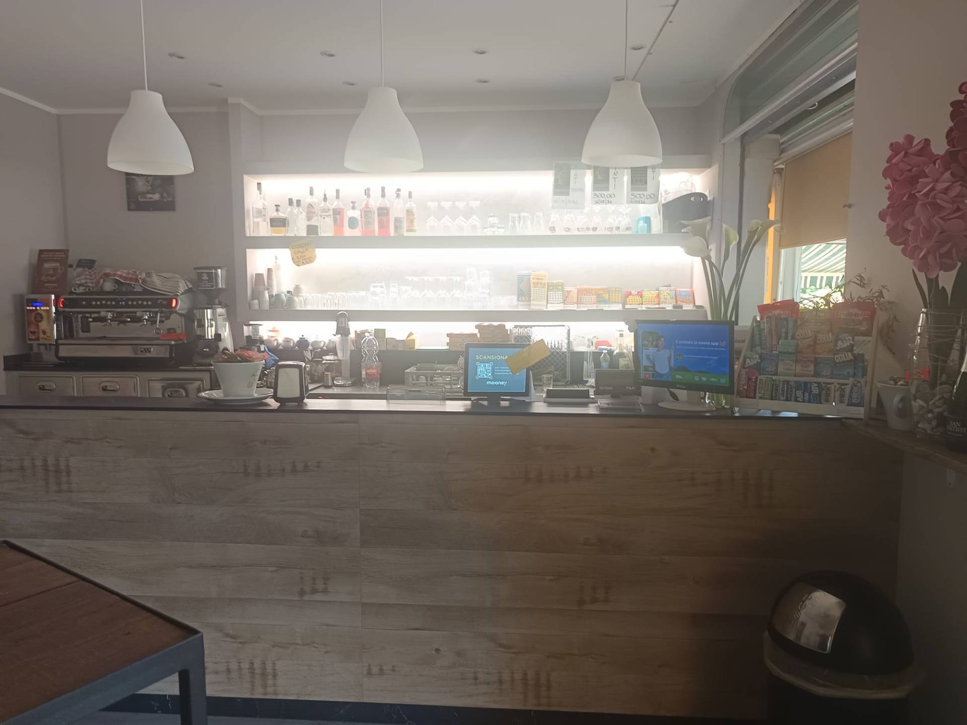 Bar/Gelateria in vendita a Pegognaga