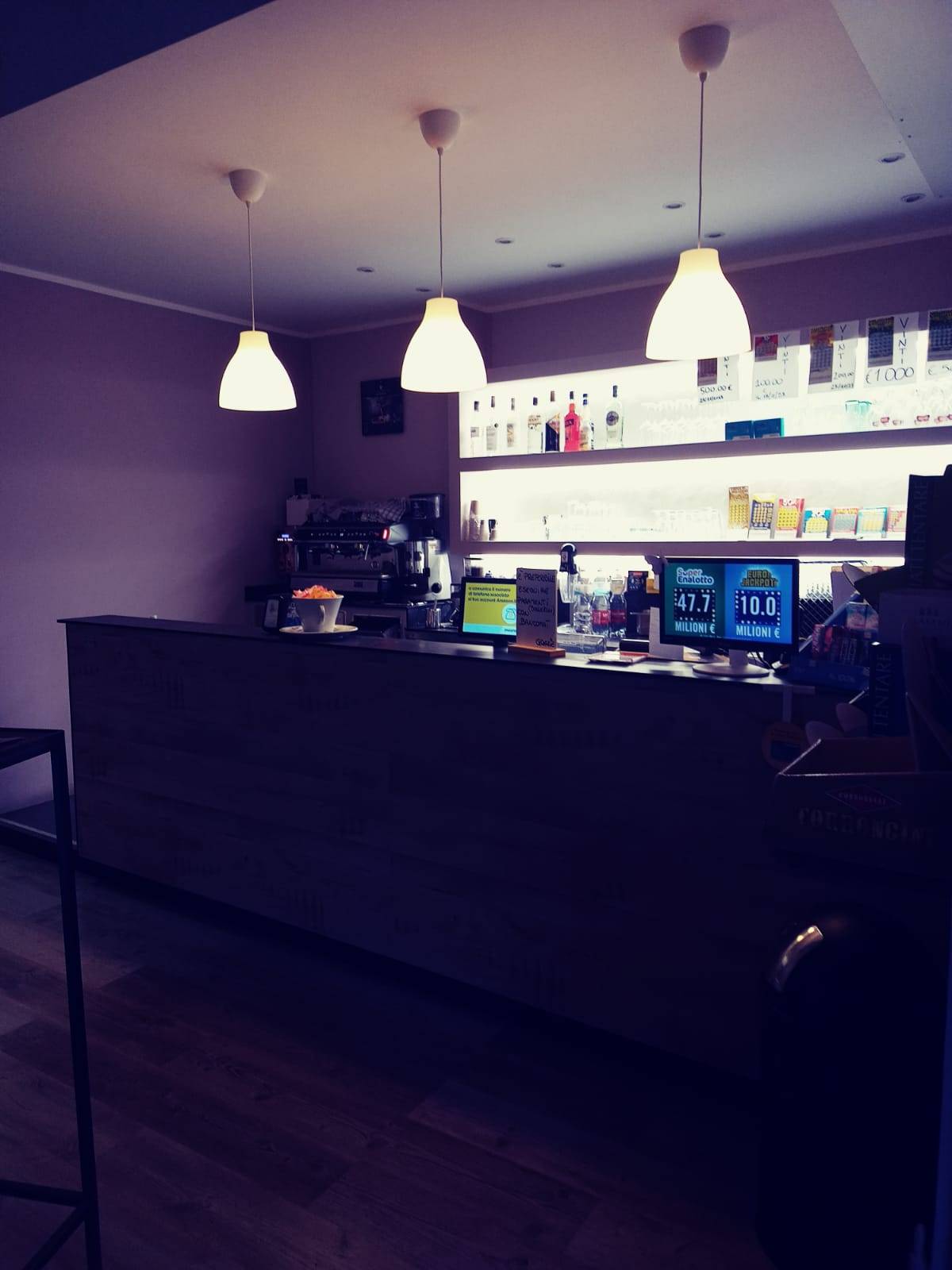 Bar/Gelateria in vendita a Pegognaga