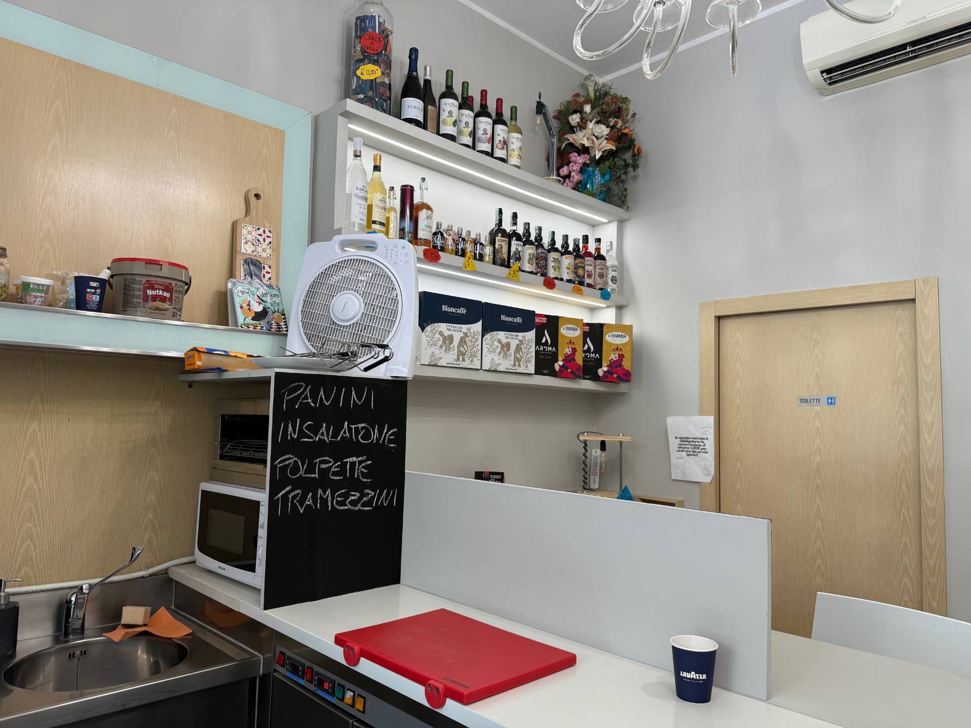 Bar in vendita a Verona, Borgo Trento