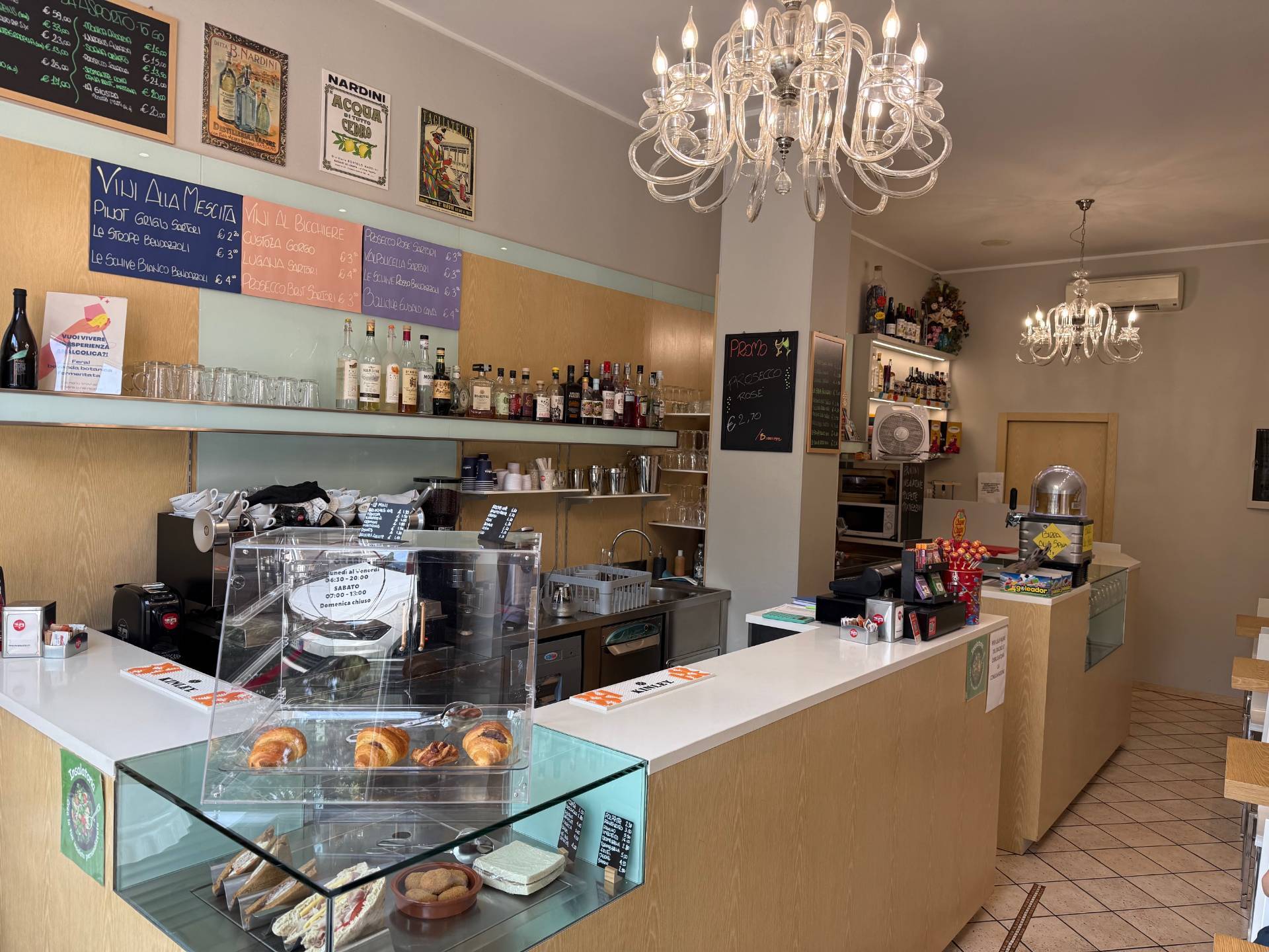 Bar in vendita a Verona, Borgo Trento