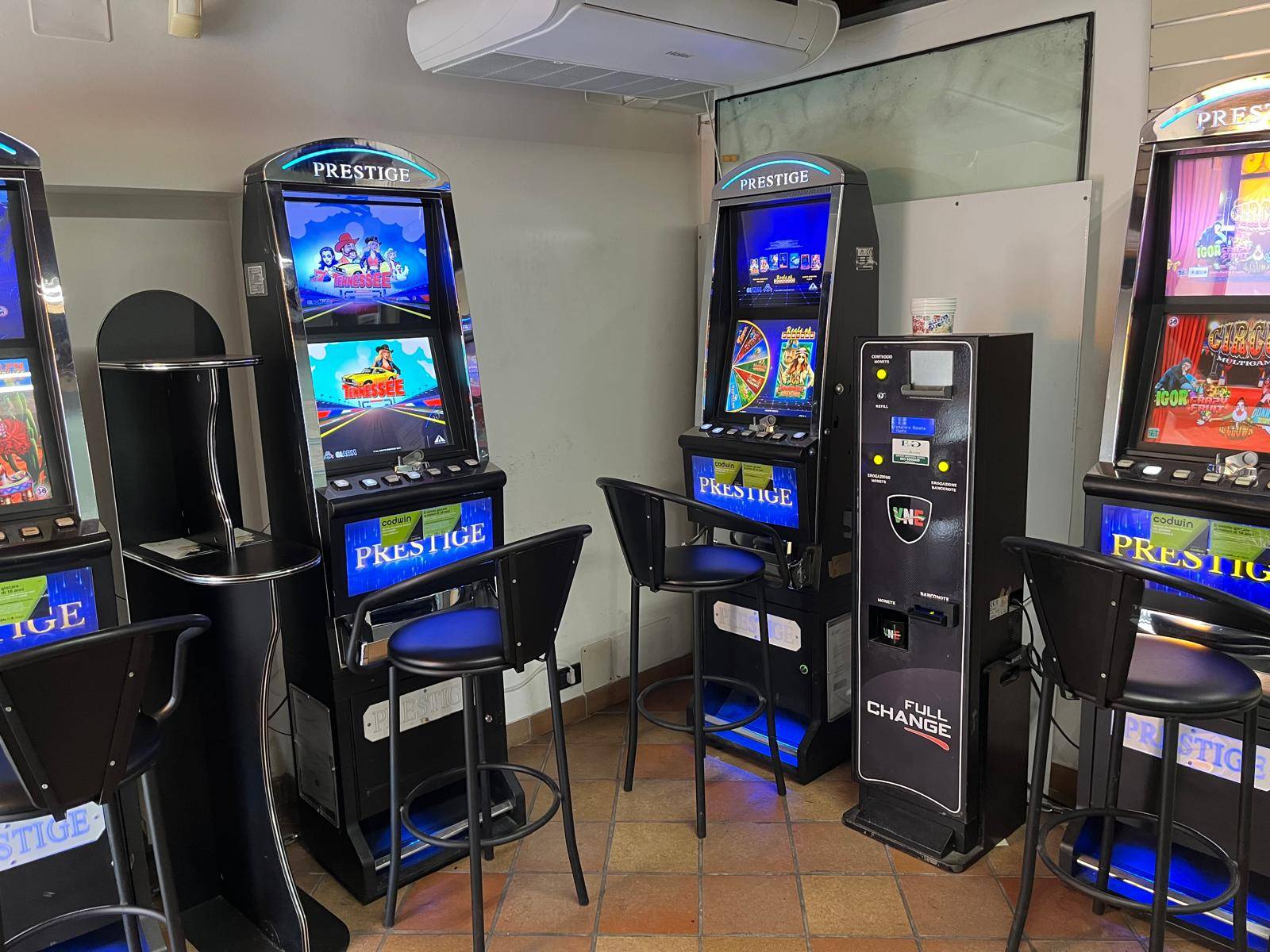 Tabaccheria in vendita a Villafranca di Verona