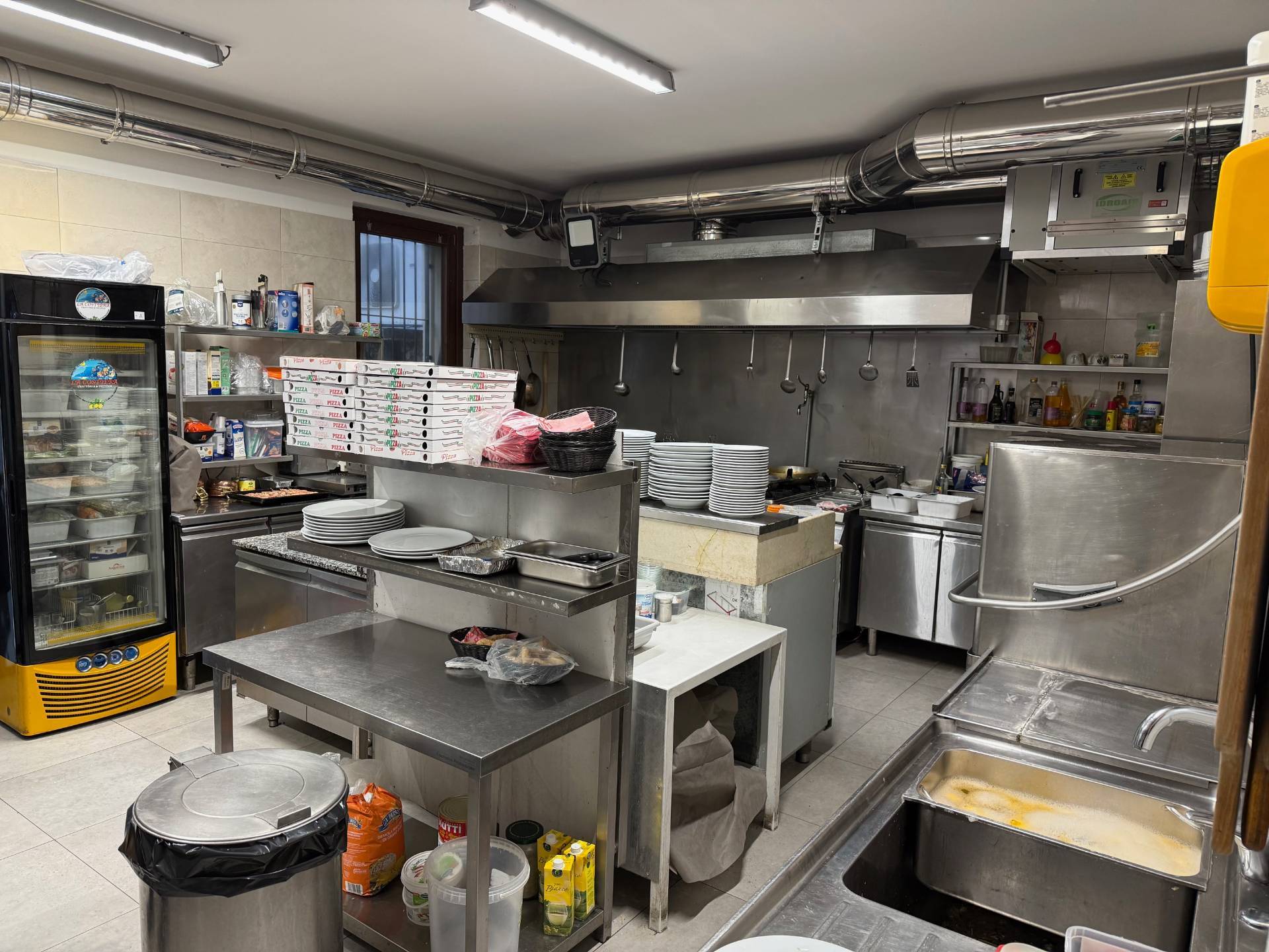 Pizzeria/Ristorante in vendita a Verona, Zai