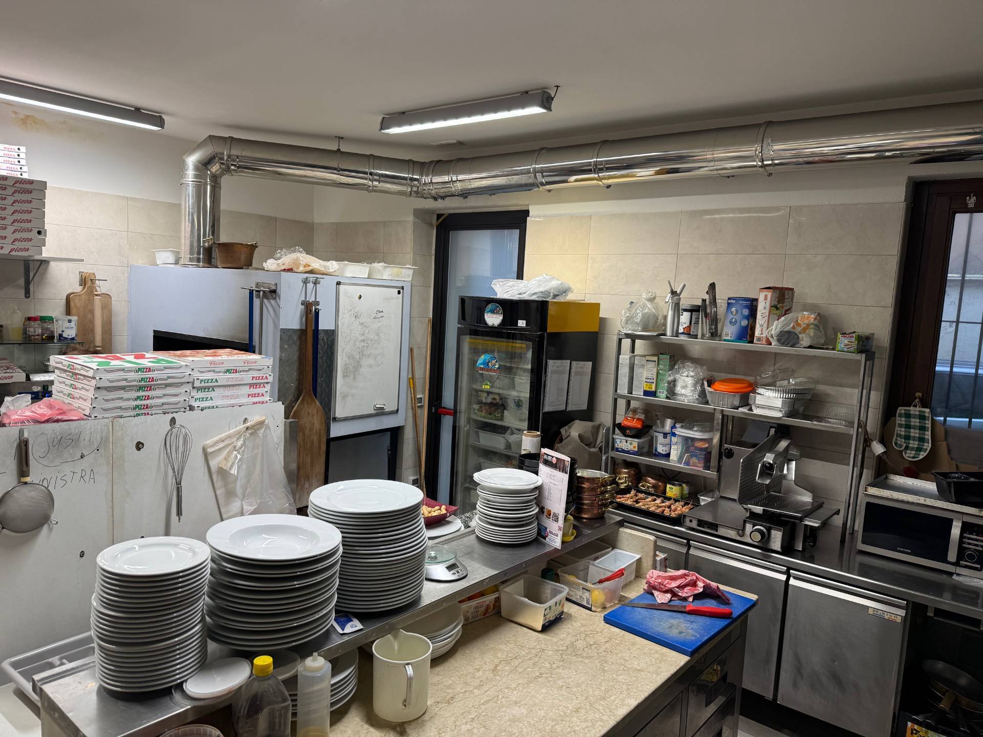 Pizzeria/Ristorante in vendita a Verona, Zai