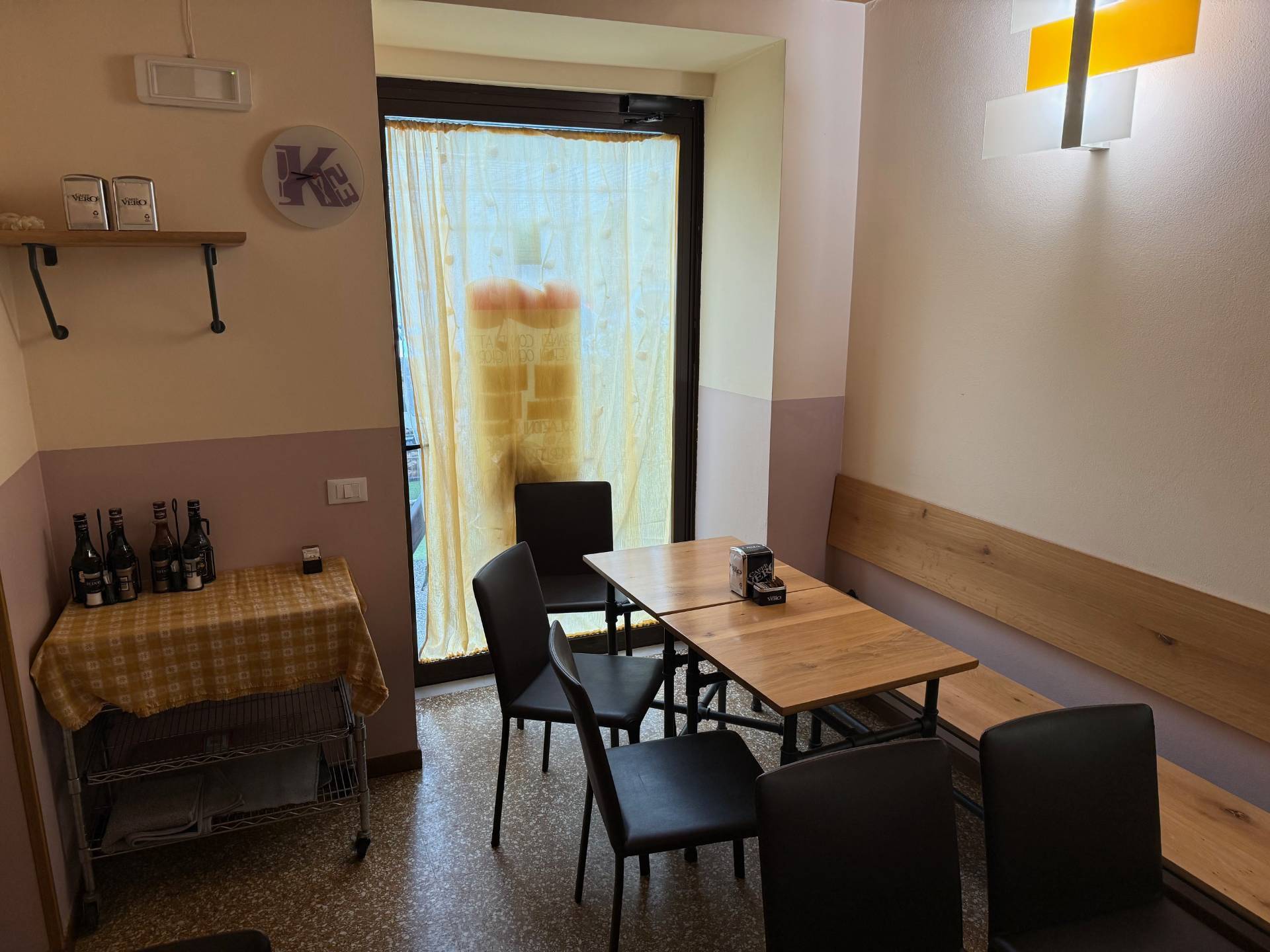 Bar con cucina in vendita a Grezzana