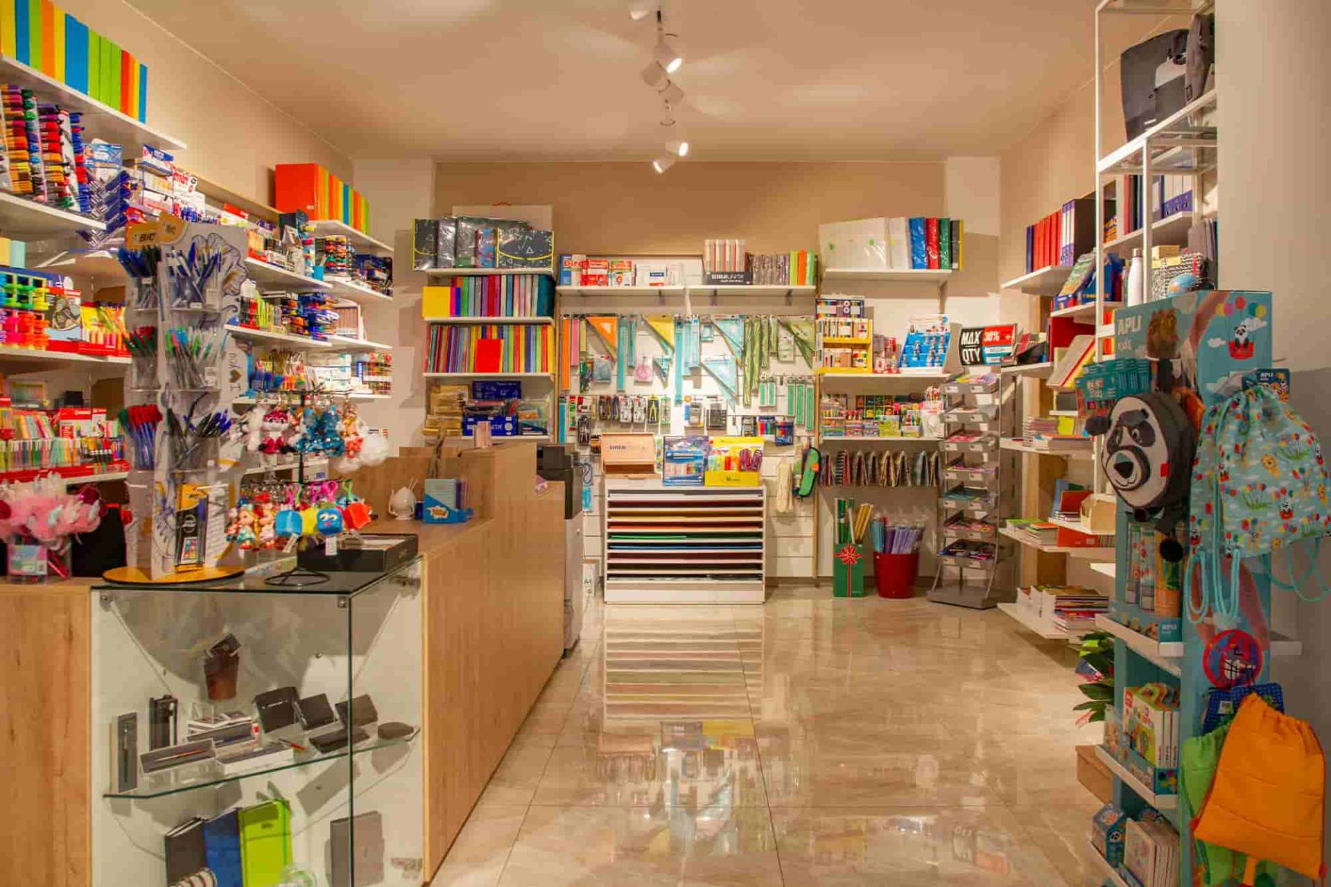 Cartoleria in vendita a Verona, Borgo Milano