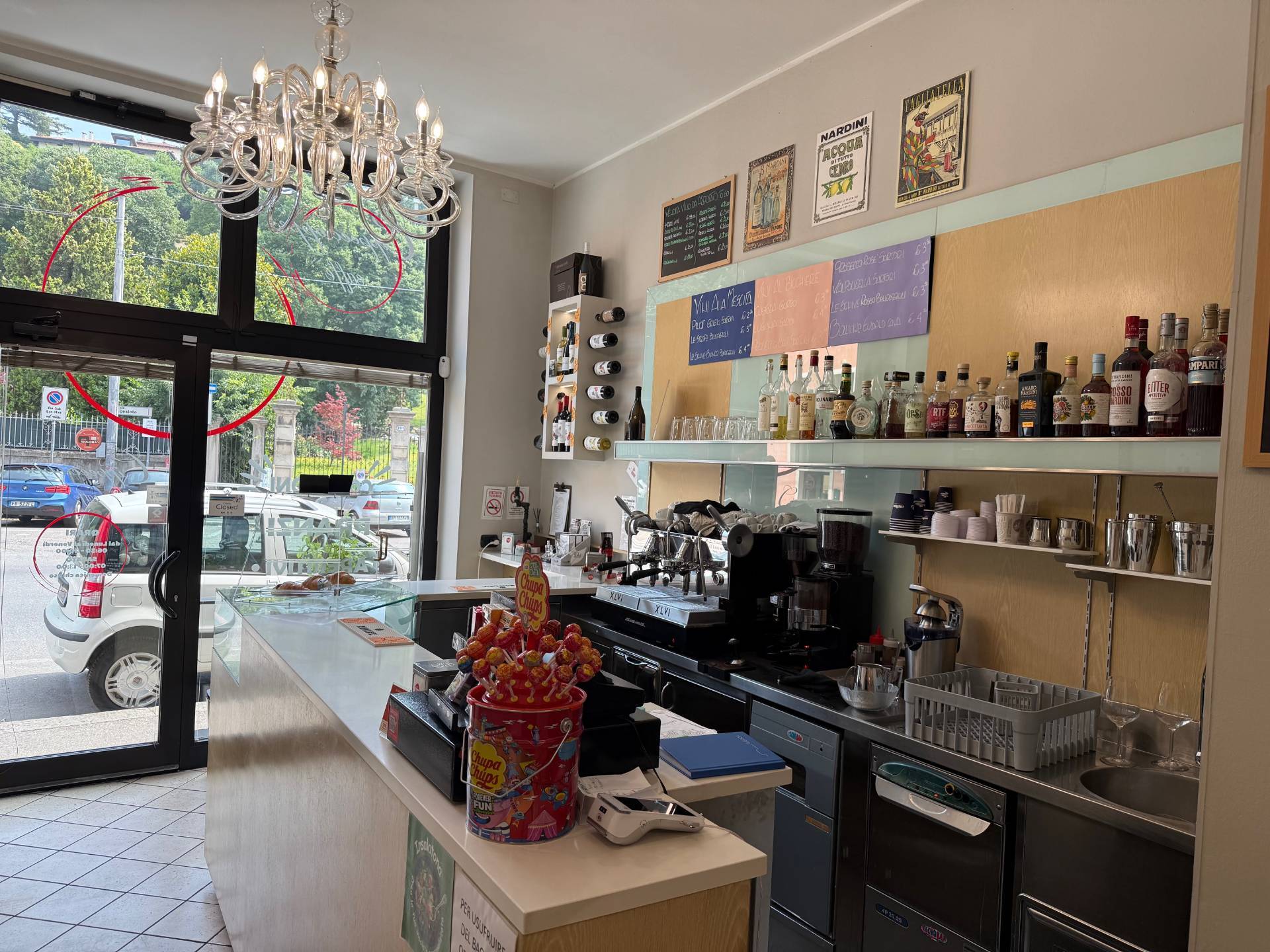 Bar in vendita a Verona, Borgo Trento
