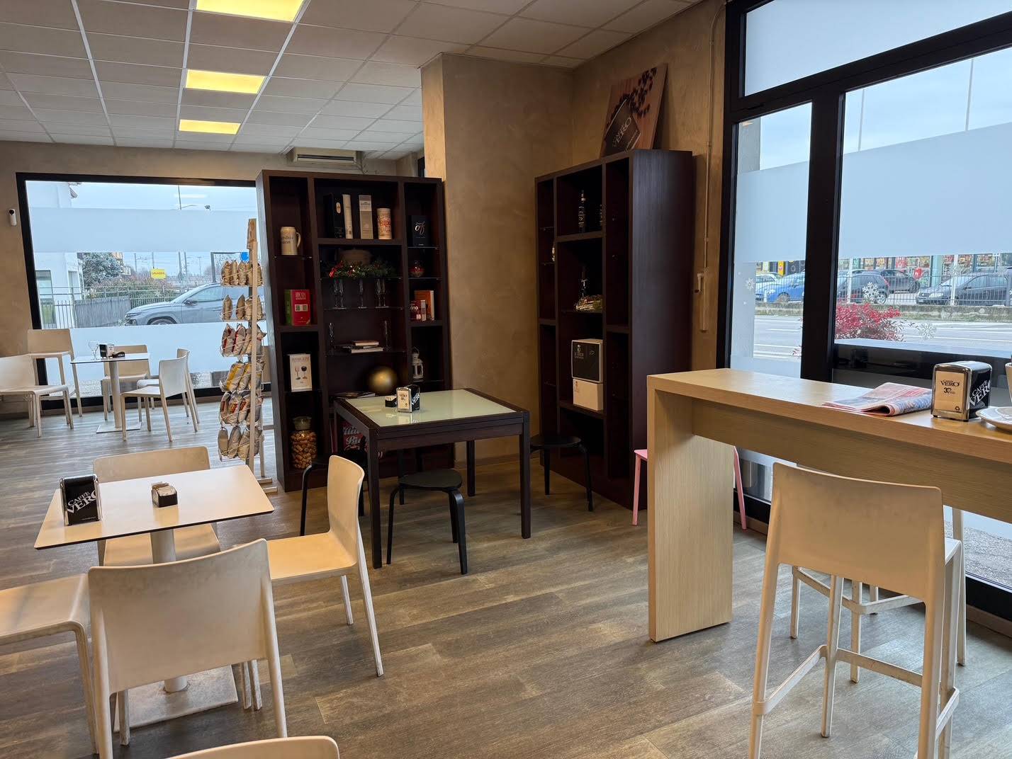 Bar con cucina in vendita a Legnago, San Pietro