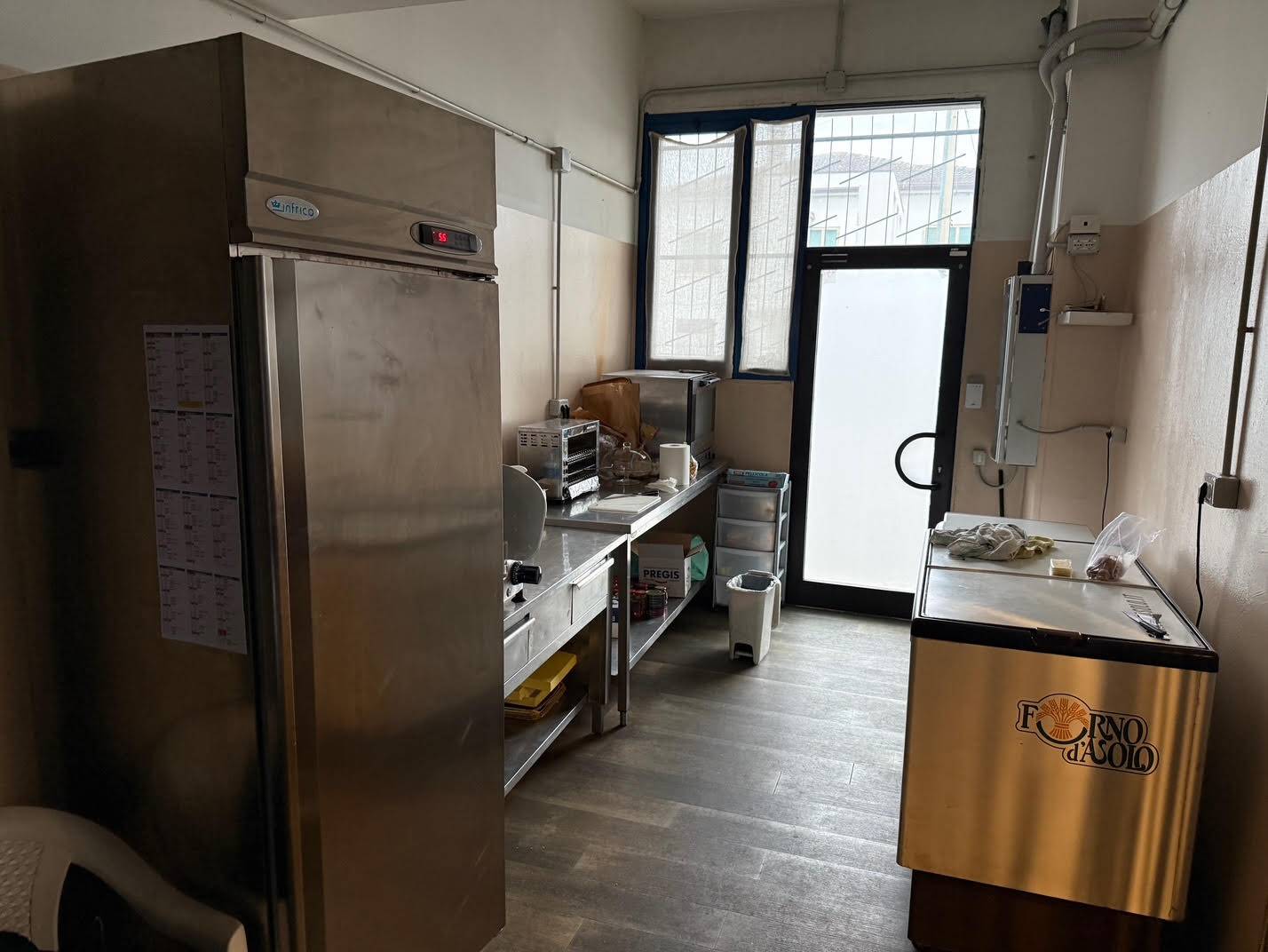 Bar con cucina in vendita a Legnago, San Pietro