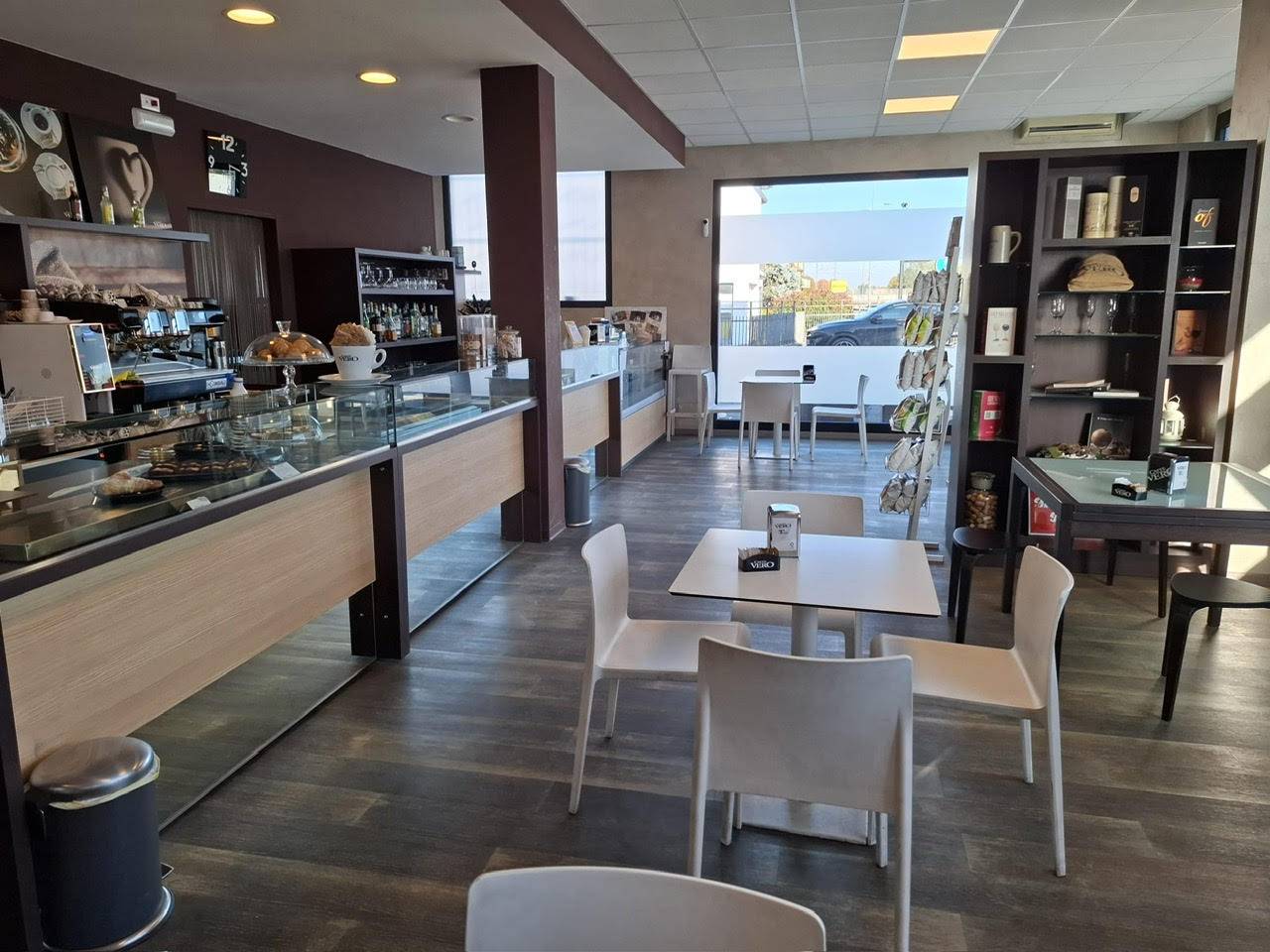 Bar con cucina in vendita a Legnago, San Pietro