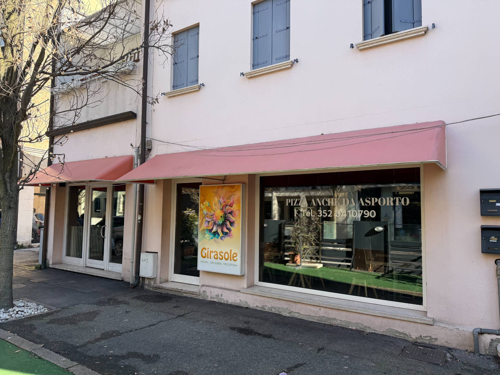 Pizzeria taglio in vendita a Rovigo