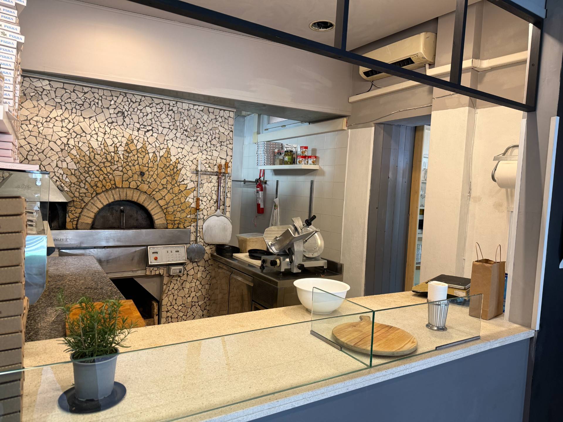 Pizzeria taglio in vendita a Rovigo