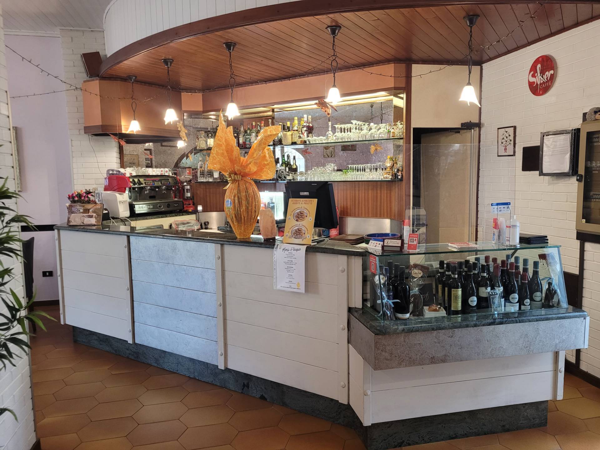 Ristorante in vendita a Pomponesco