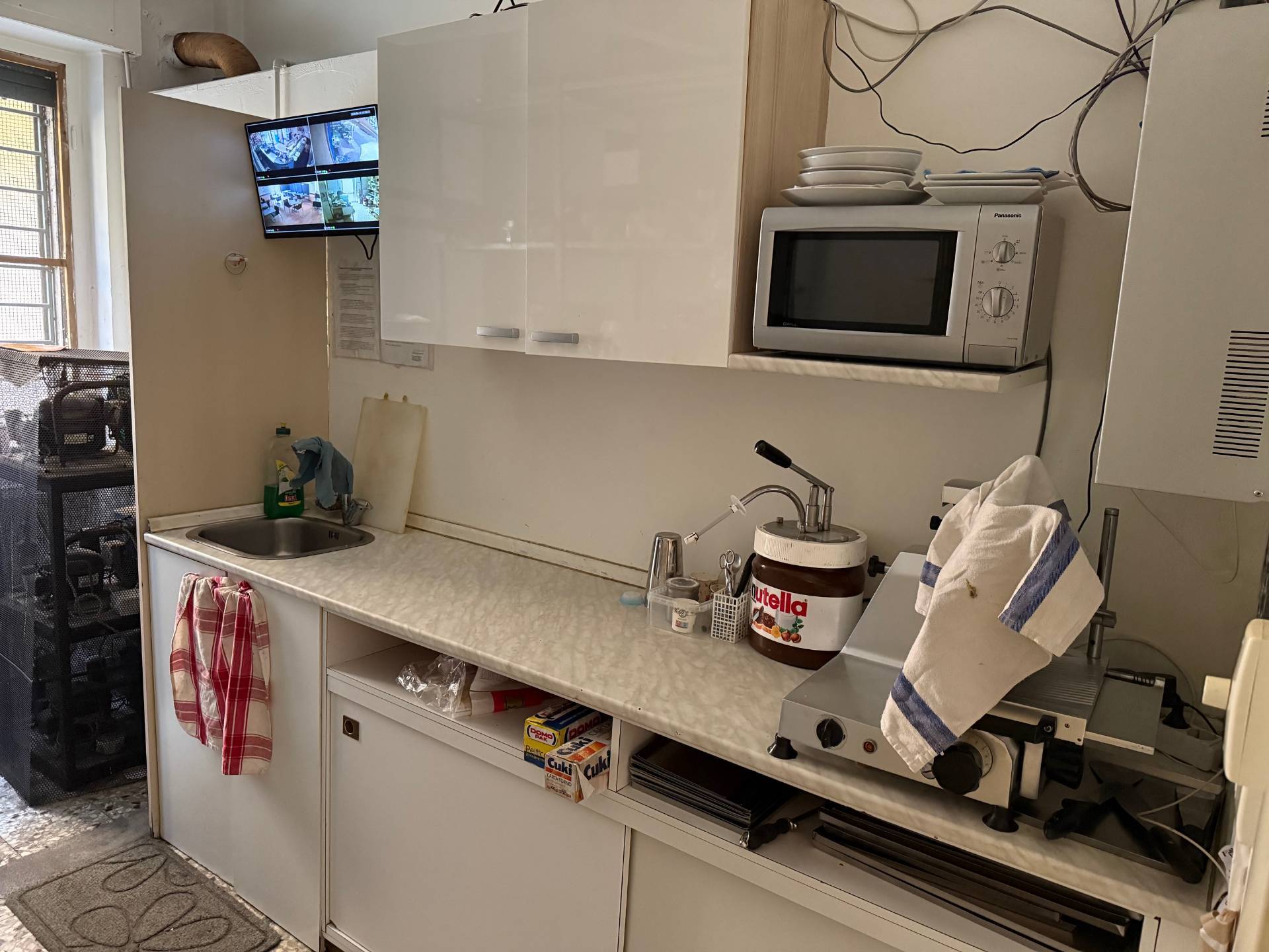 Bar/Pasticceria in vendita a Verona, Borgo Roma