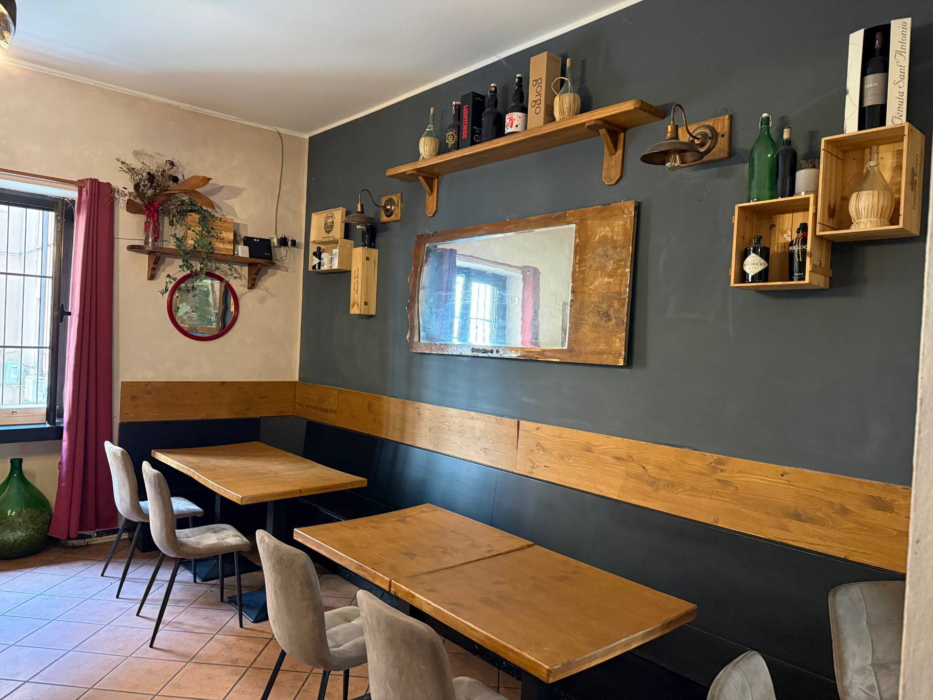 Bar con cucina in vendita a Verona, Borgo Venezia