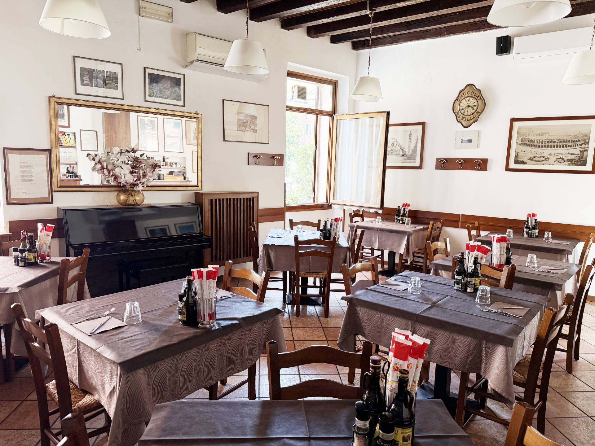 Ristorante in vendita a Verona, Centro storico