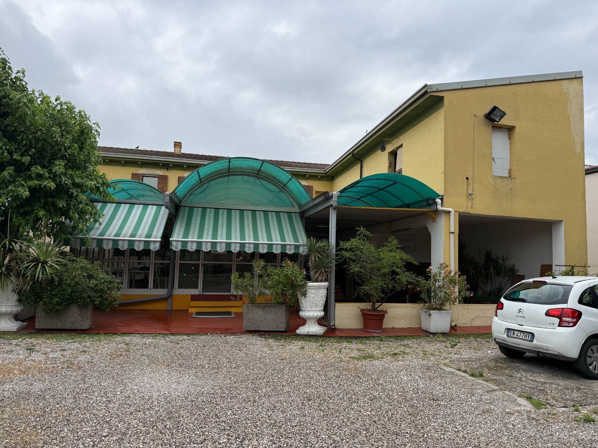 Ristorante in affitto a Verona, Cadidavid