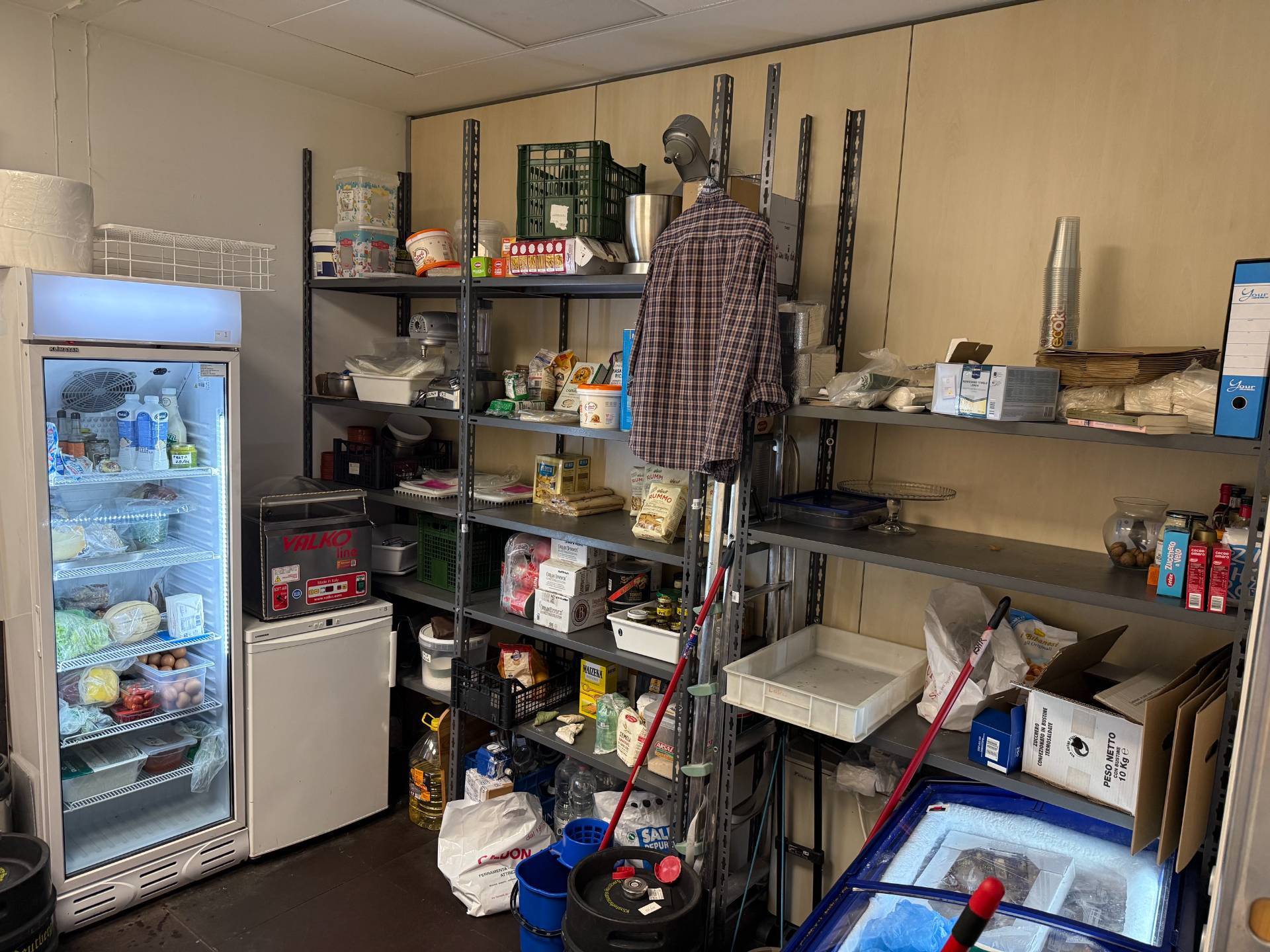 Bar con cucina in vendita a San Martino Buon Albergo