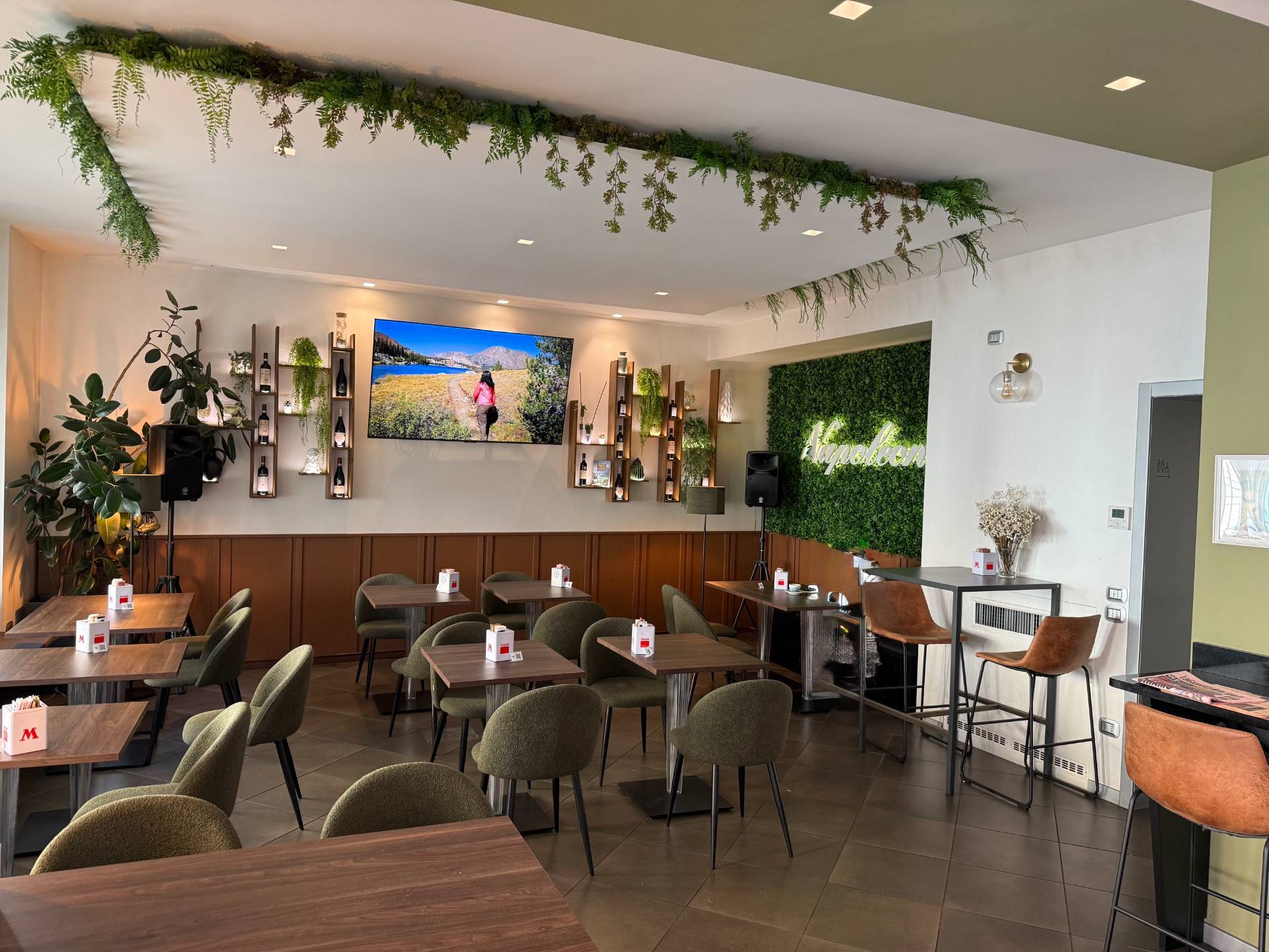 Bar con cucina in vendita a San Martino Buon Albergo