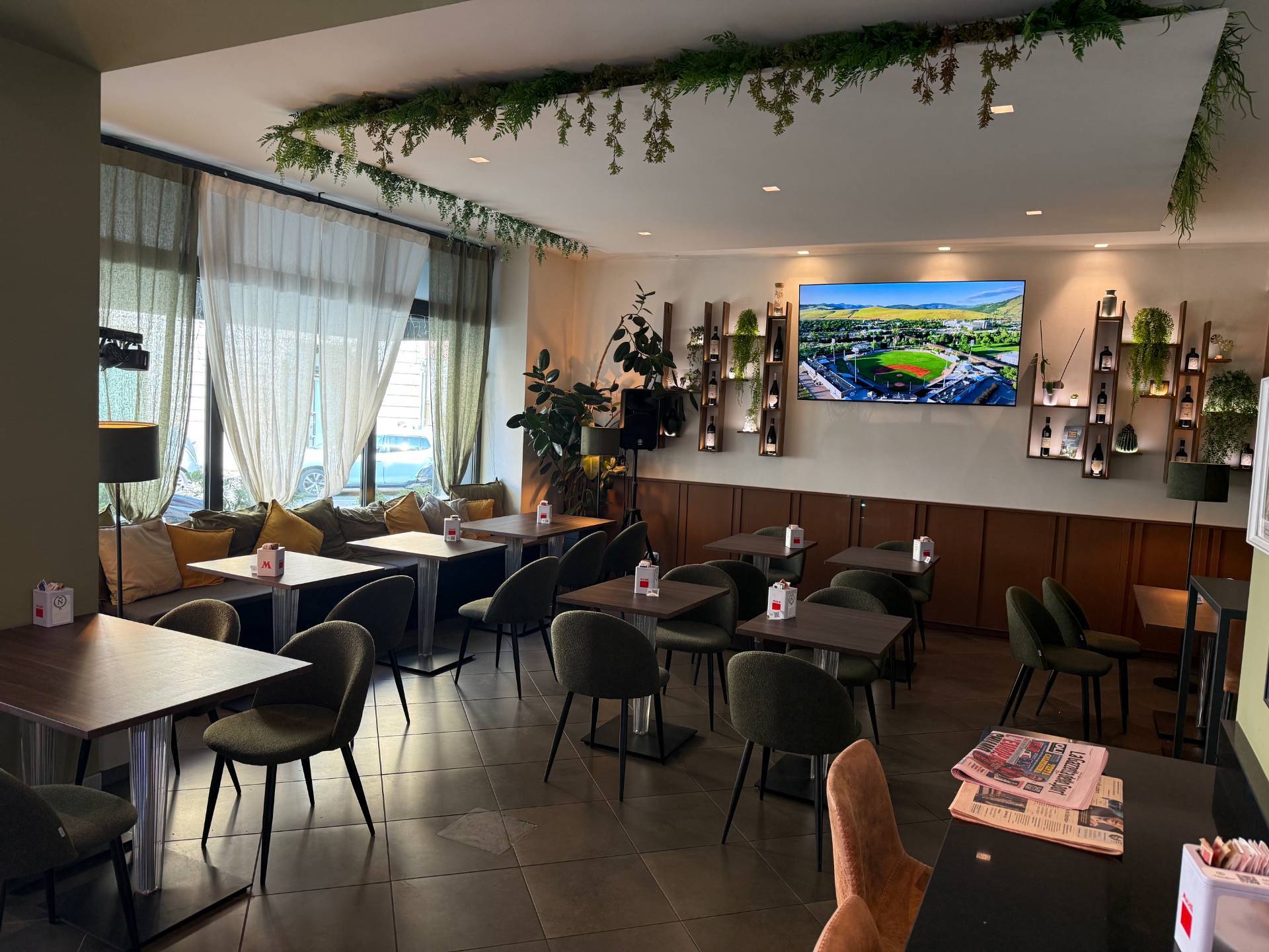 Bar con cucina in vendita a San Martino Buon Albergo
