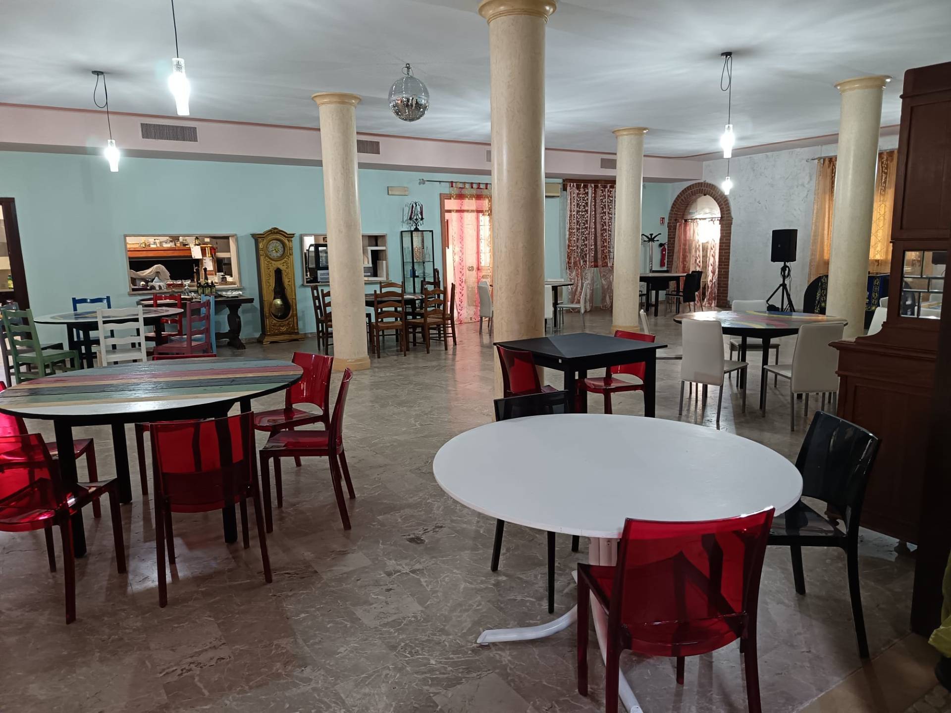 Bar/Ristorante/Pizzeria in vendita a Frassinelle Polesine