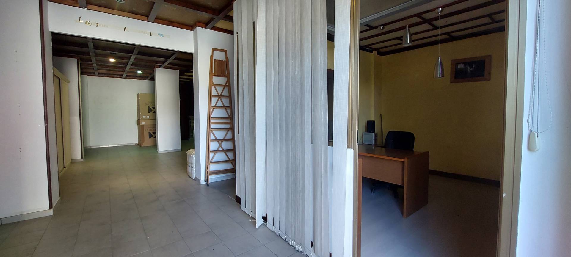 Locale Commerciale in affitto a Ariano Irpino, contrada cardito