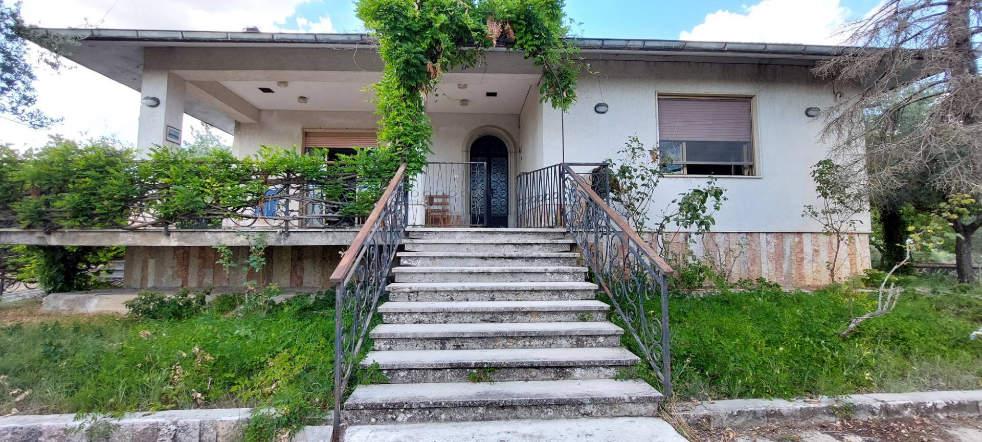 Casa singola in vendita a Ariano Irpino, contrada parzano