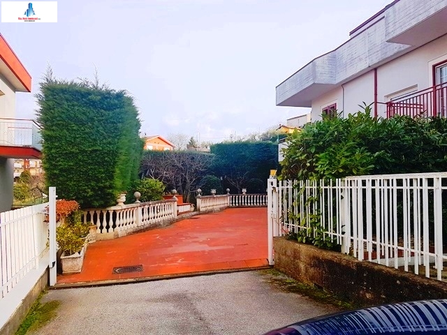 Villa a schiera in vendita a Ariano Irpino, contrada torana
