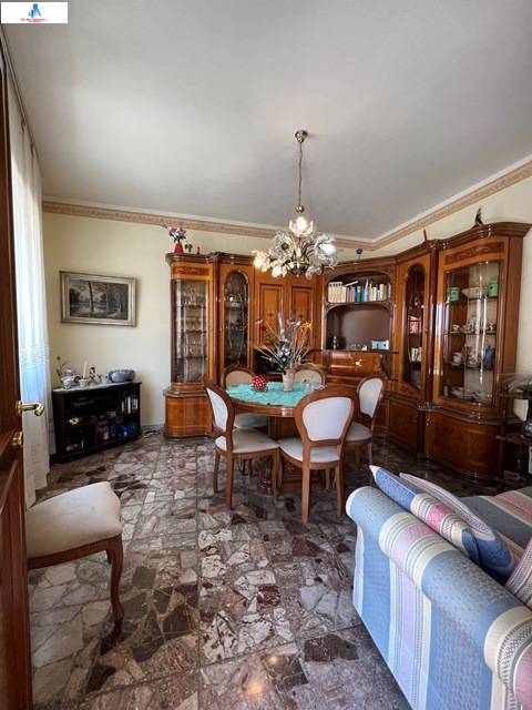 Soluzione Semindipendente in vendita a Ariano Irpino, via intonti