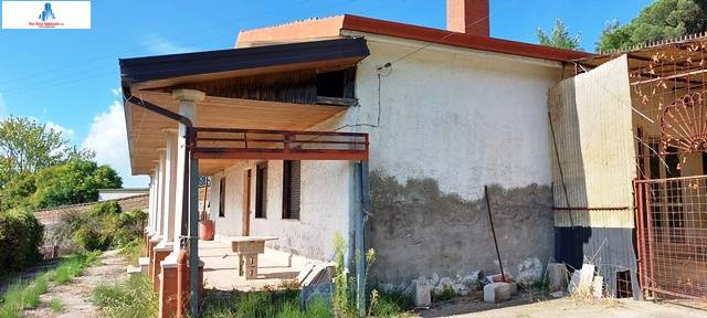 Casa singola in vendita a Ariano Irpino, Contrada Valleluogo