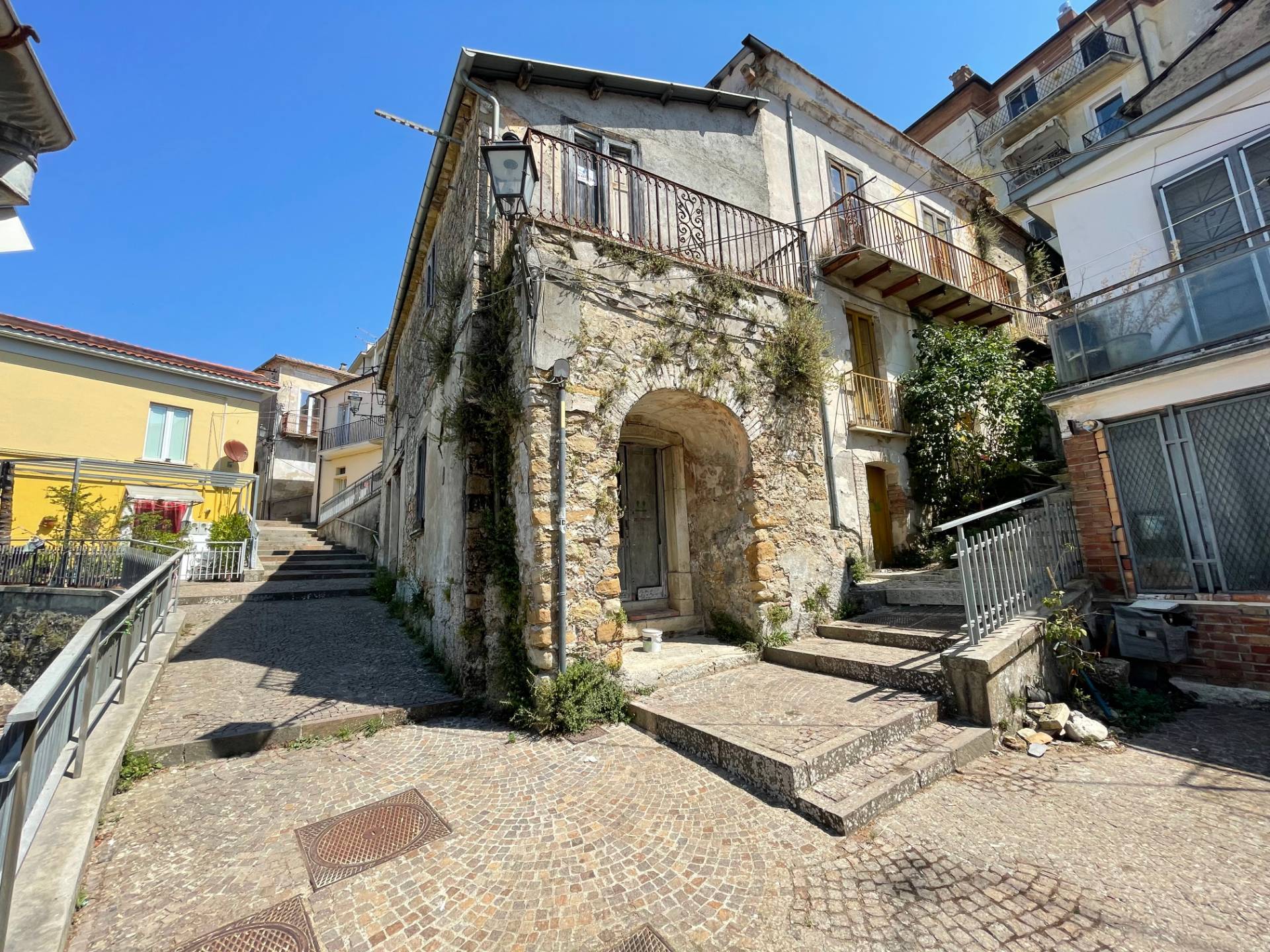 appartamento indipendente in vendita a Ariano Irpino, via mancini