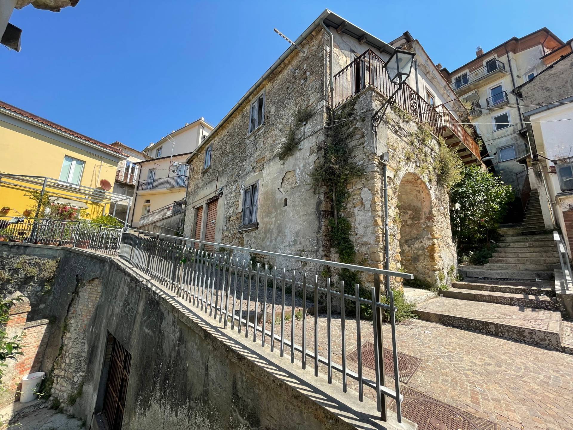 appartamento indipendente in vendita a Ariano Irpino, via mancini