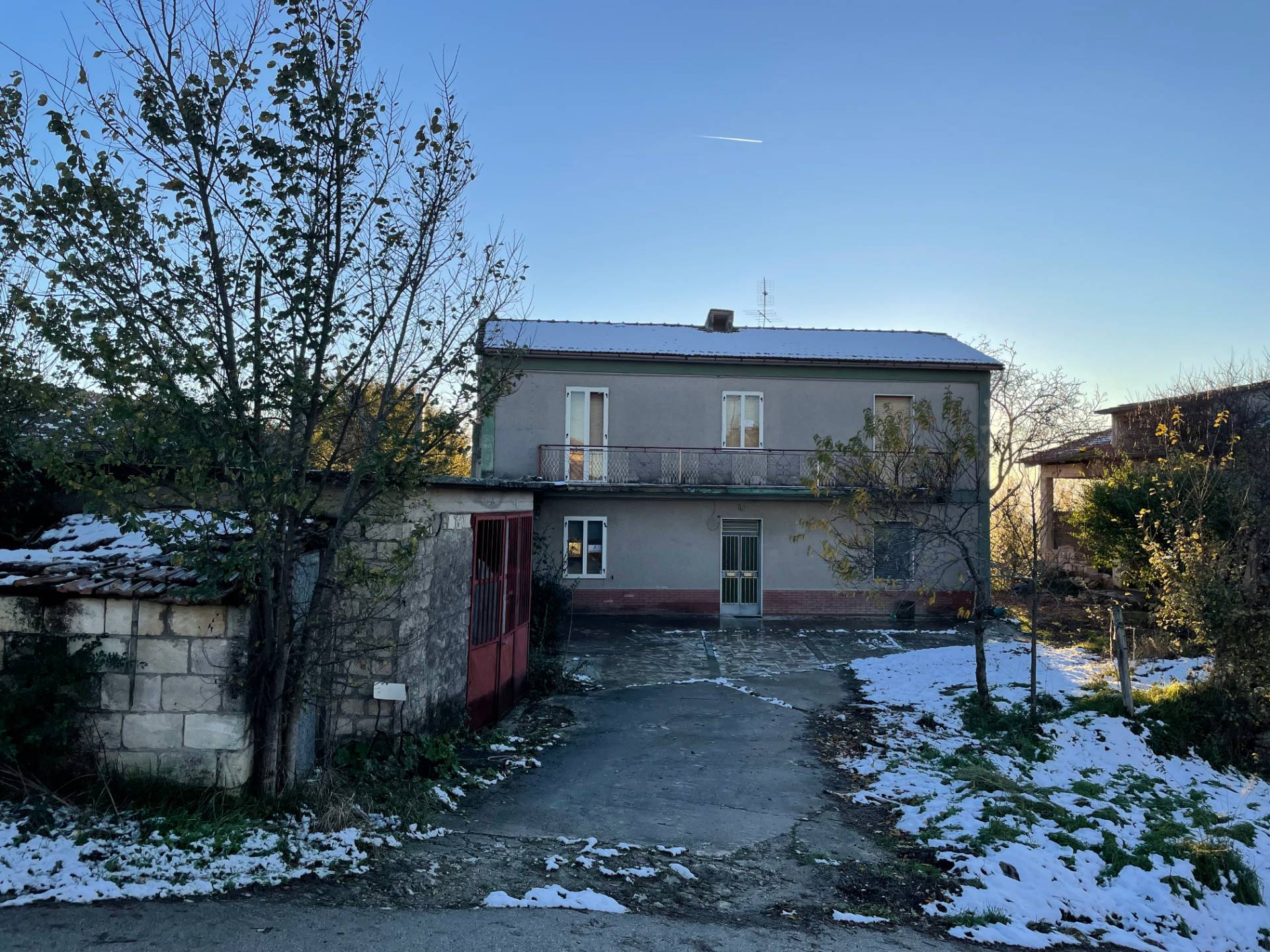 Casa singola in vendita a Ariano Irpino, contrada maddalena