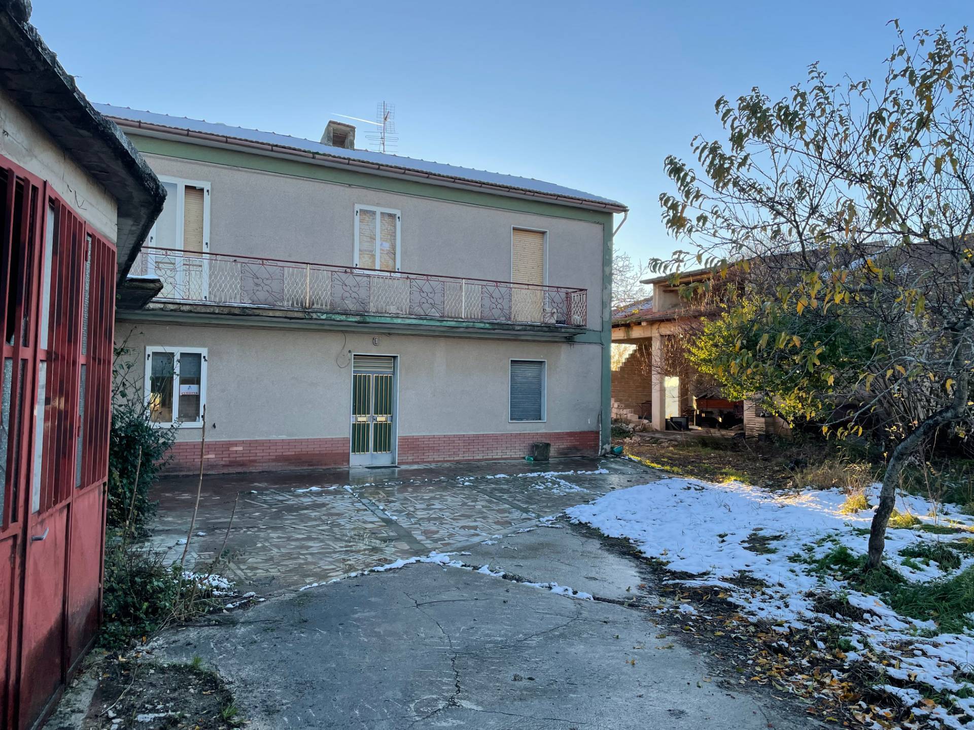 Casa singola in vendita a Ariano Irpino, contrada maddalena