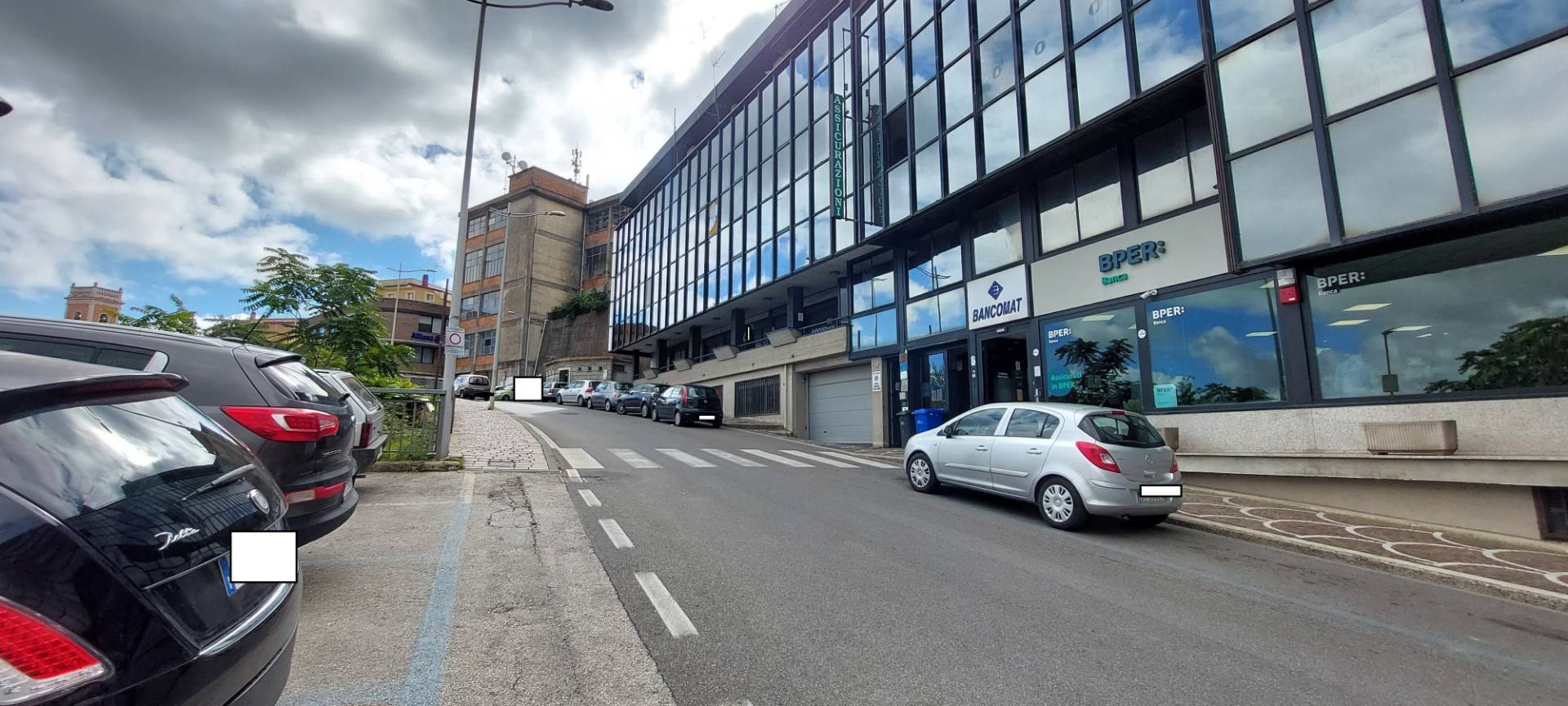 Locale commerciale in affitto a Ariano Irpino, via xxv aprile