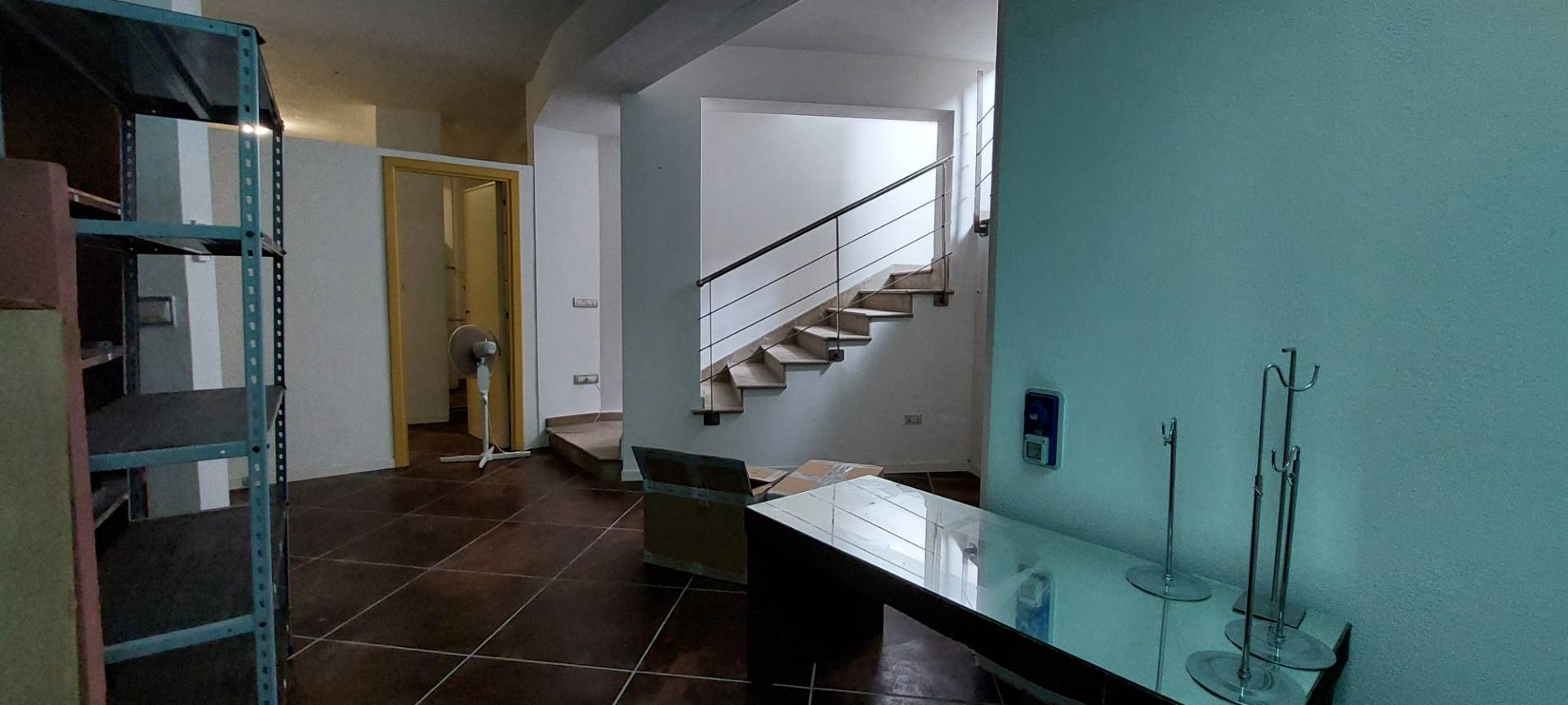 locale commerciale in affitto a Ariano Irpino, via d'afflitto