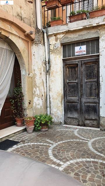 Soluzione Semindipendente in vendita a Ariano Irpino, via umberto I