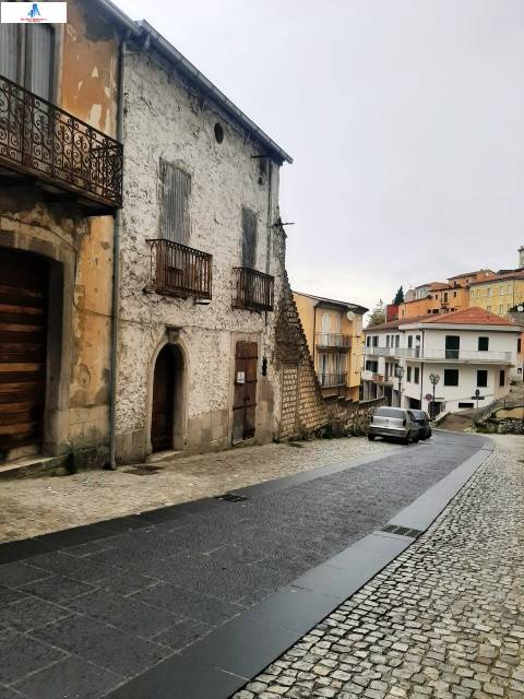 Soluzione Semindipendente in vendita a Ariano Irpino, via del riscatto
